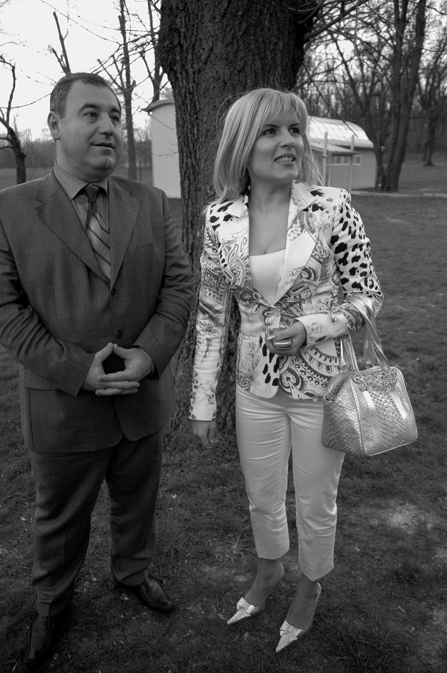 Atunci și acum: Elena Udrea, de la consiliera lui Băsescu, la cel mai vizibil ministru al Turismului și solicitant de azil politic, în lupta cu Justiția