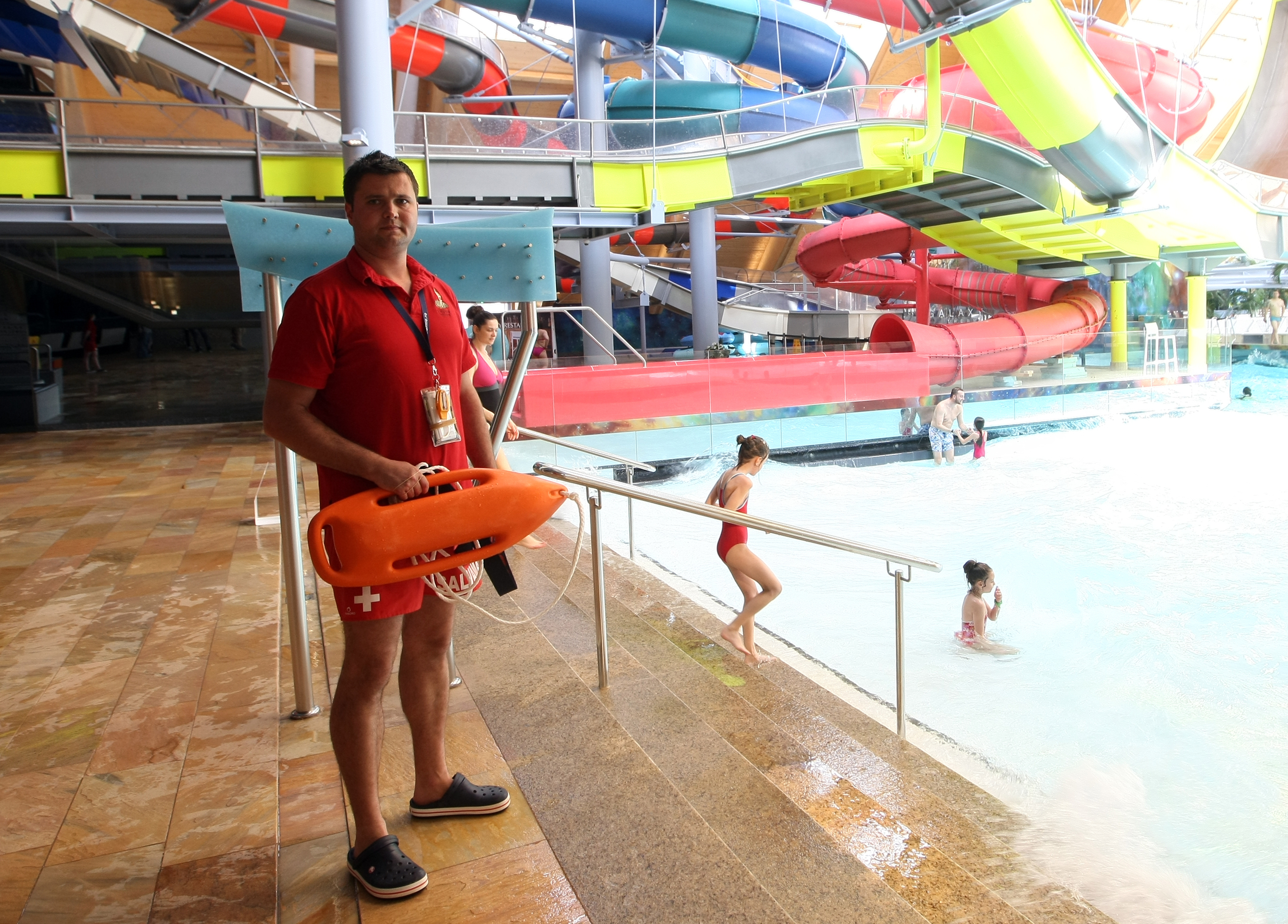 Baywatch de România! Sportivi cu zeci de medalii în palmares s-au refugiat în meseria de salvamar / GALERIE FOTO