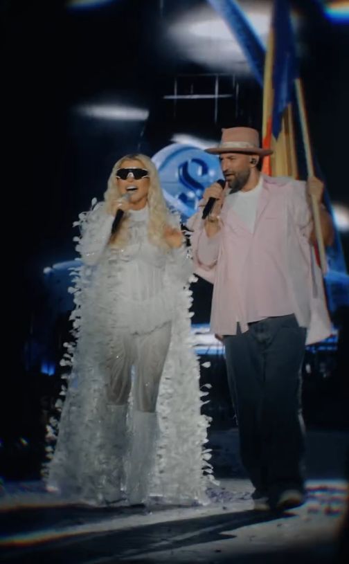 Cum au apărut Smiley și Loredana Groza pe scena Untold 2026. Val de critici pe internet: „Să nu mai vină data viitoare”