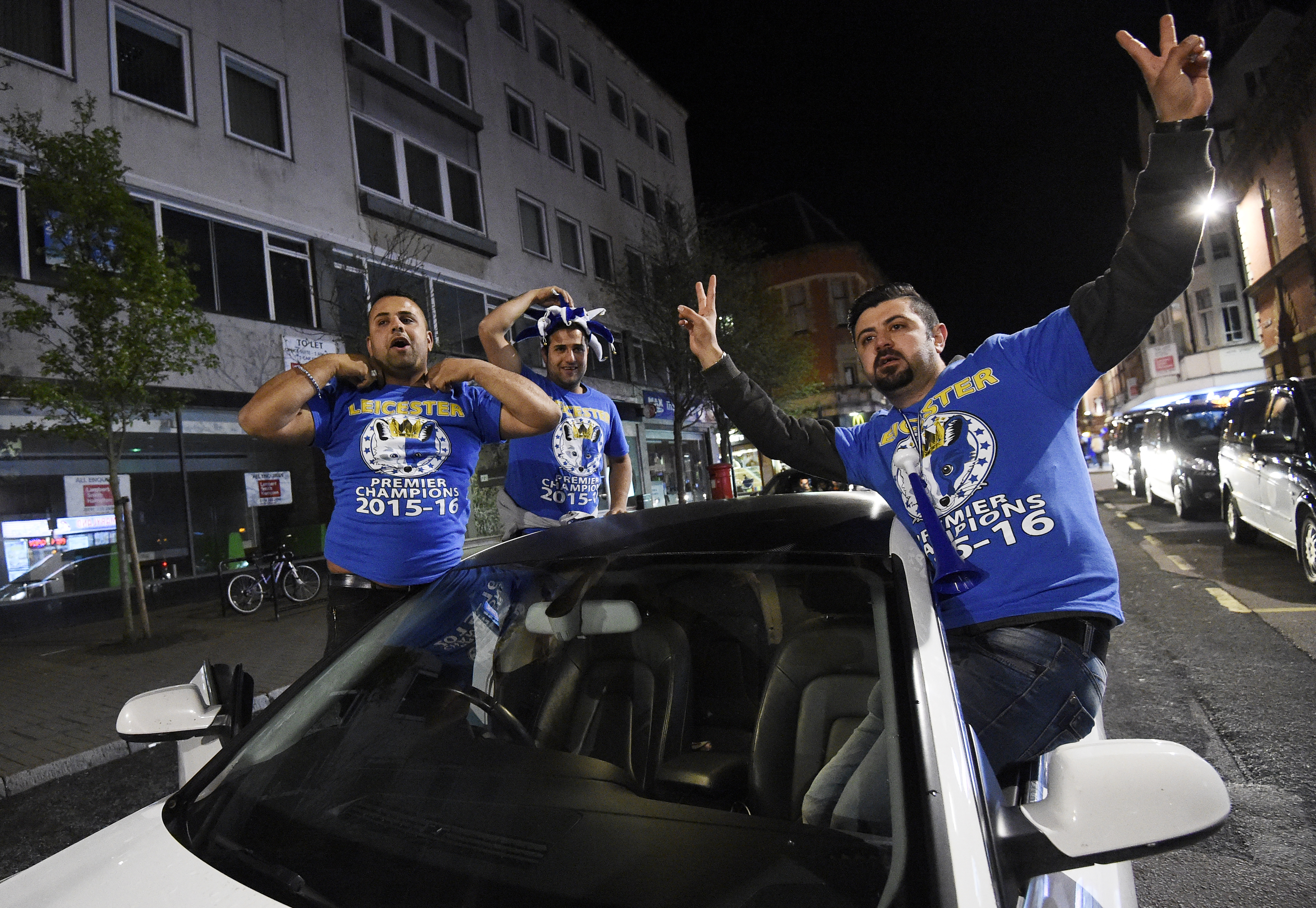 Leicester, oraș deschis la distracție. ”Vulpile” au ”furat” titlul în Anglia | FOTO și VIDEO