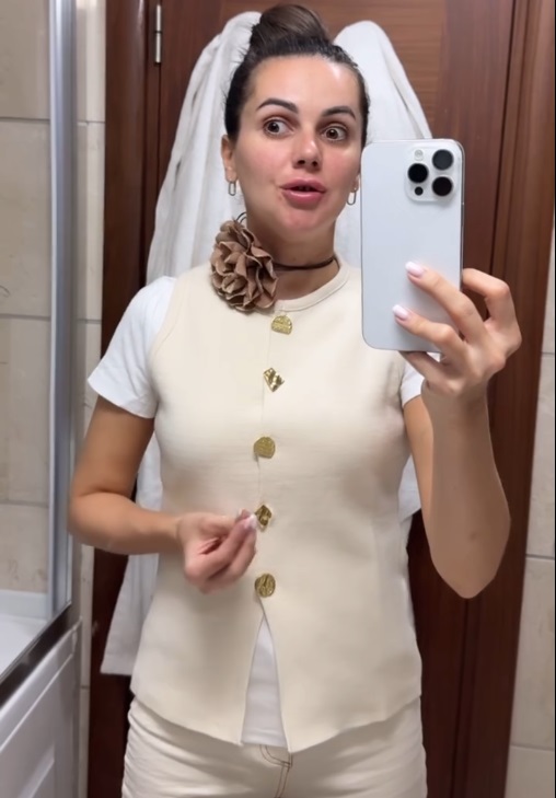 Cum arată Georgiana Lobonț fără fațete: „Mi se pare că sunt umflată, că n-am dinți, îi am șlefuiți”. Unde a mers să își schimbe dantura