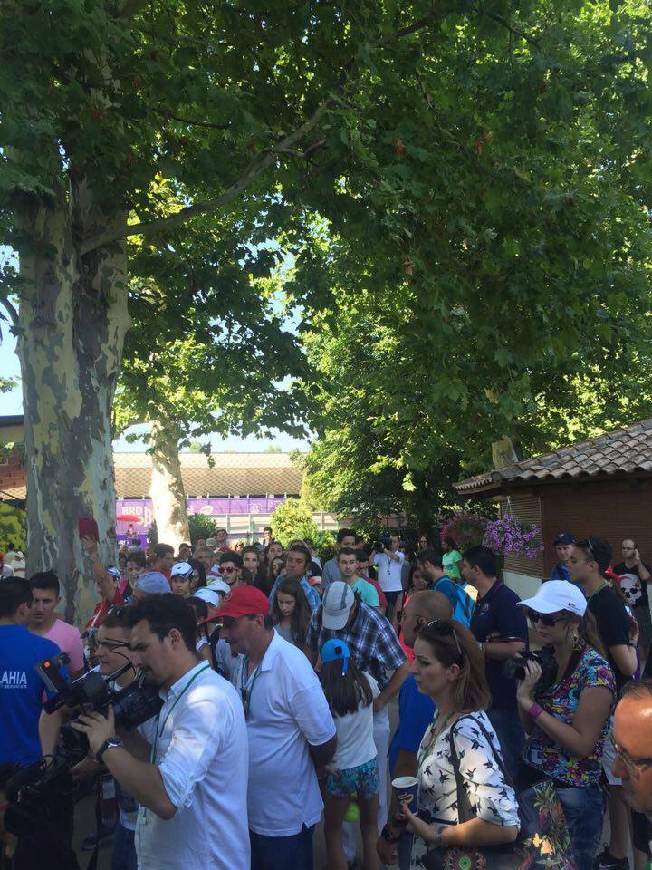 Simona Halep a dat autografe la BRD Bucharest Open GALERIE FOTO
