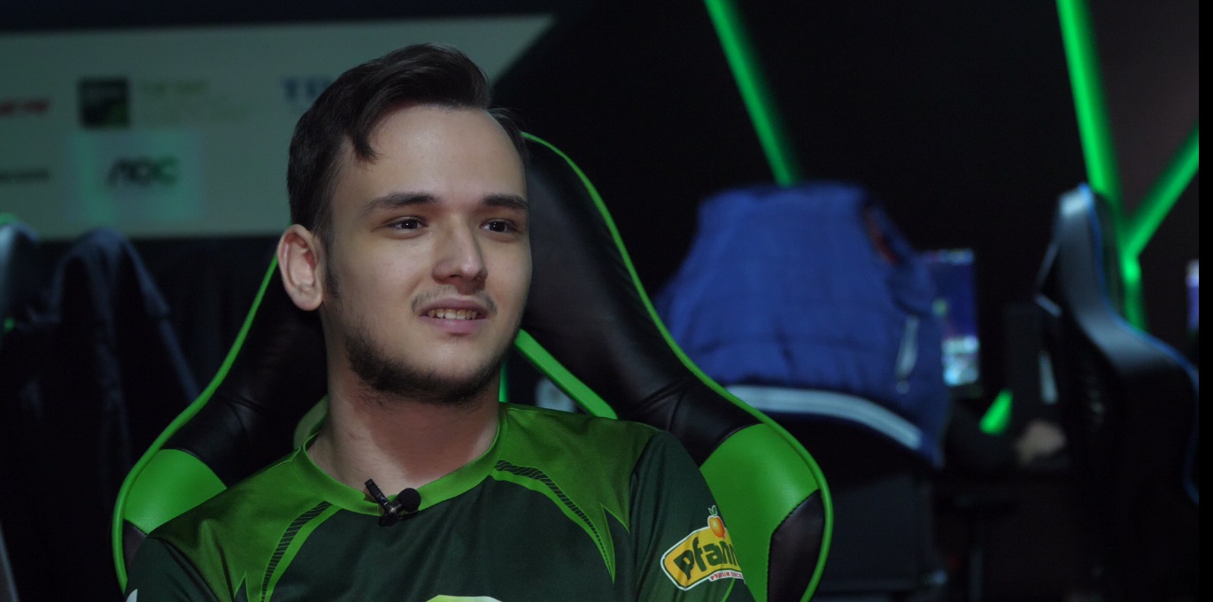 VIDEO/ Vicecampionii mondiali la Counter Strike sunt români! Totul despre viața dublă a gamerilor