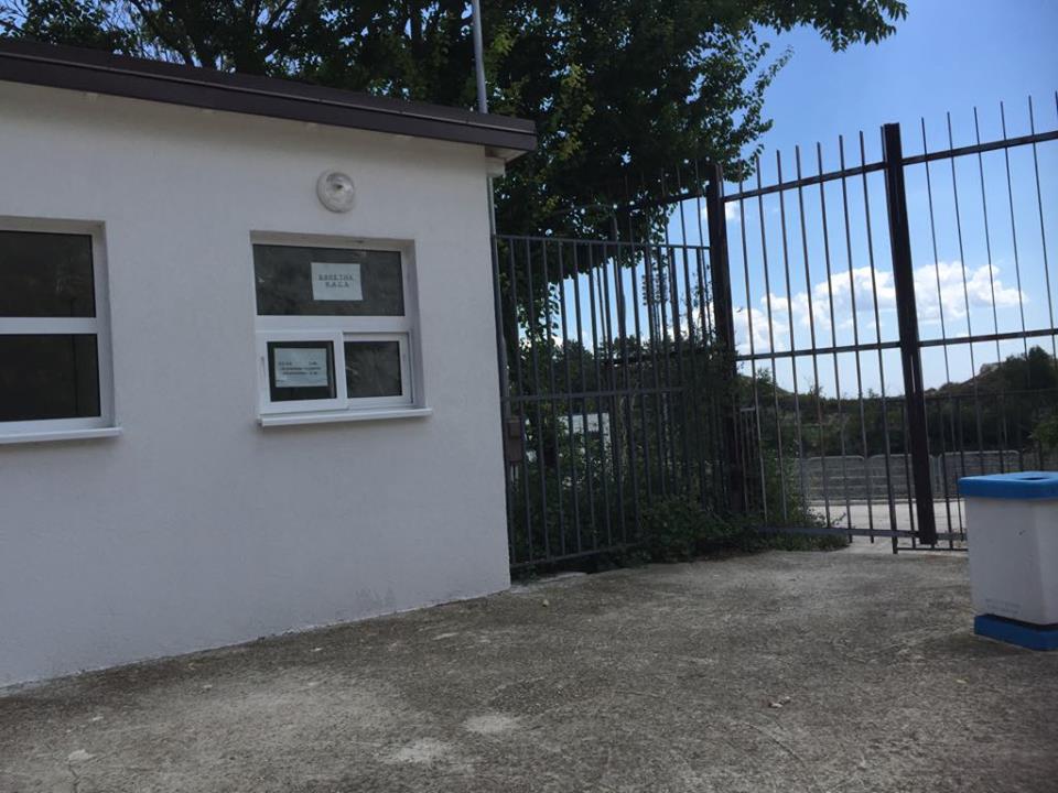 Așa arată stadionul din Balcik pe care Farul vrea să joace în Liga 2. ”Sunt bineveniți aici!”. Omul care a ucis Dinamo în 1995 antreneaza echipa Cernomoreț din localitate