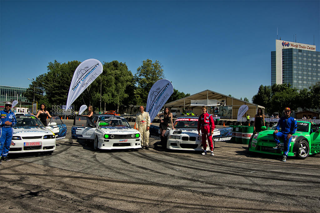 Aşii driftului au topit asfaltul! Cei mai buni piloţi s-au întrecut într-un spectacol impresionant / GALERIE FOTO