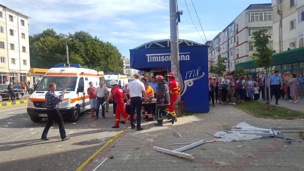UPDATE: Cinci oameni răniți, după explozia de la Botoșani. Un copil, printre victime. Un adult, în stare critică