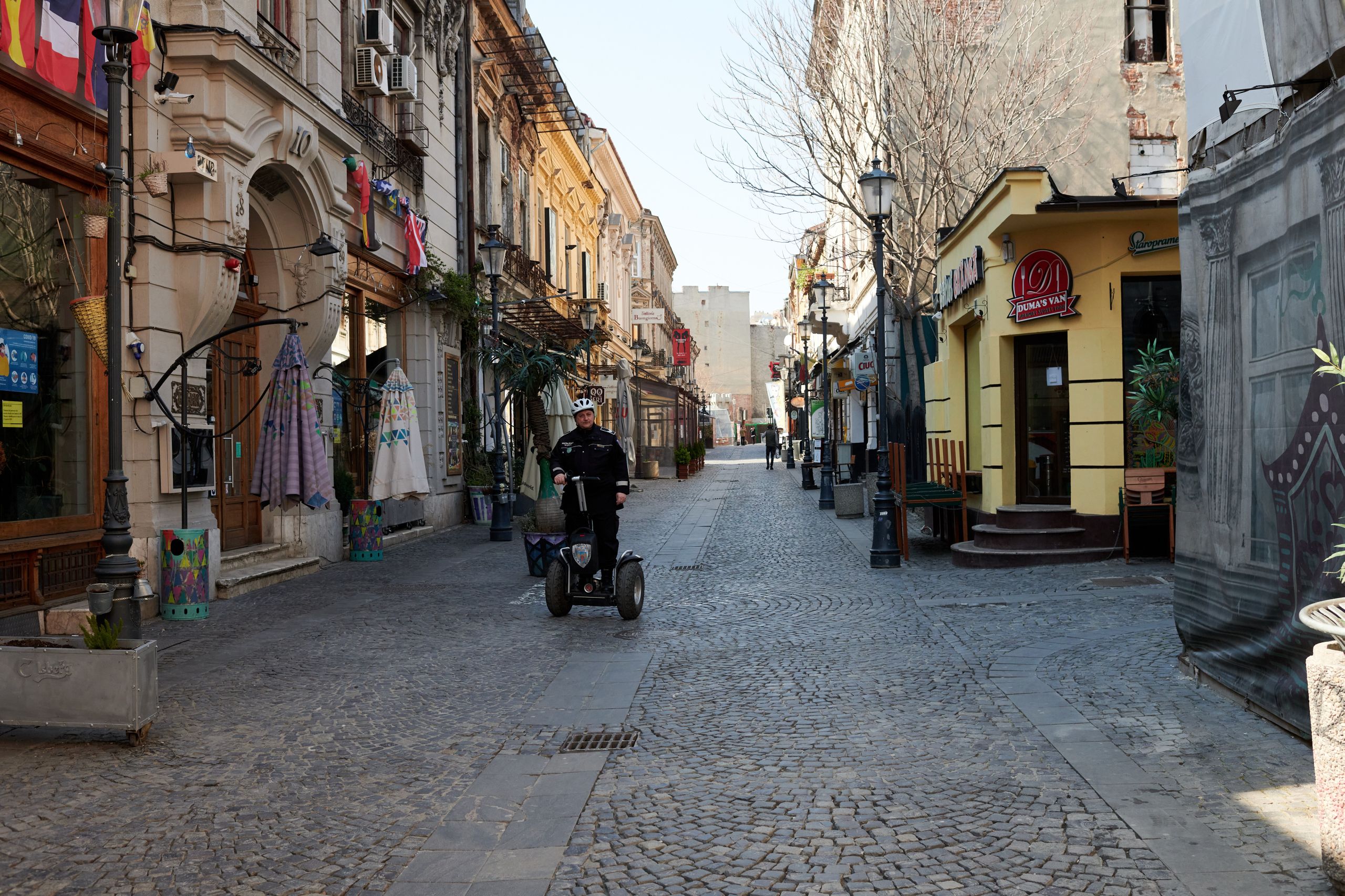 Orașe cu milioane de locuitori, pustiite de coronavirus. Cum arată străzile goale și fără turiști