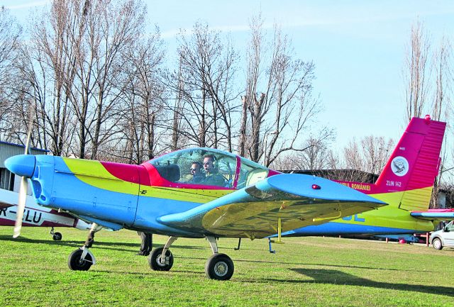 După ce a renunțat la muzică și a devenit pilot de avion, Mihai Sturzu anunță un nou proiect: „Nu există în lume pasageri mai fericiți decât copiii care zboară”