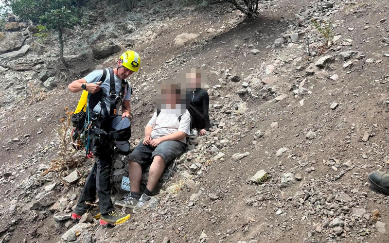 Kemény napja volt ma a hegyimentőknek: egymás után kellett lehozni a sérült, elakadt túrázókat a Börzsönyből