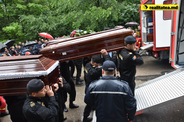 UPDATE: Cea mai tristă misiune! Ambulanțele SMURD au adus salvatorii acasă în sicrie