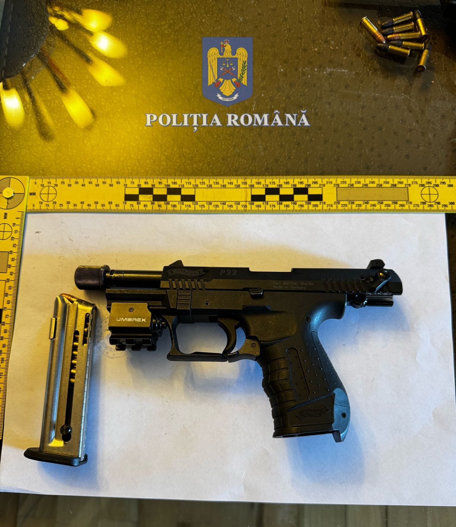 Arme letale, descoperite în Timișoara, în cadrul unor percheziții la susținători ai lui Călin Georgescu. Cum au încercat aceștia să scape de ele