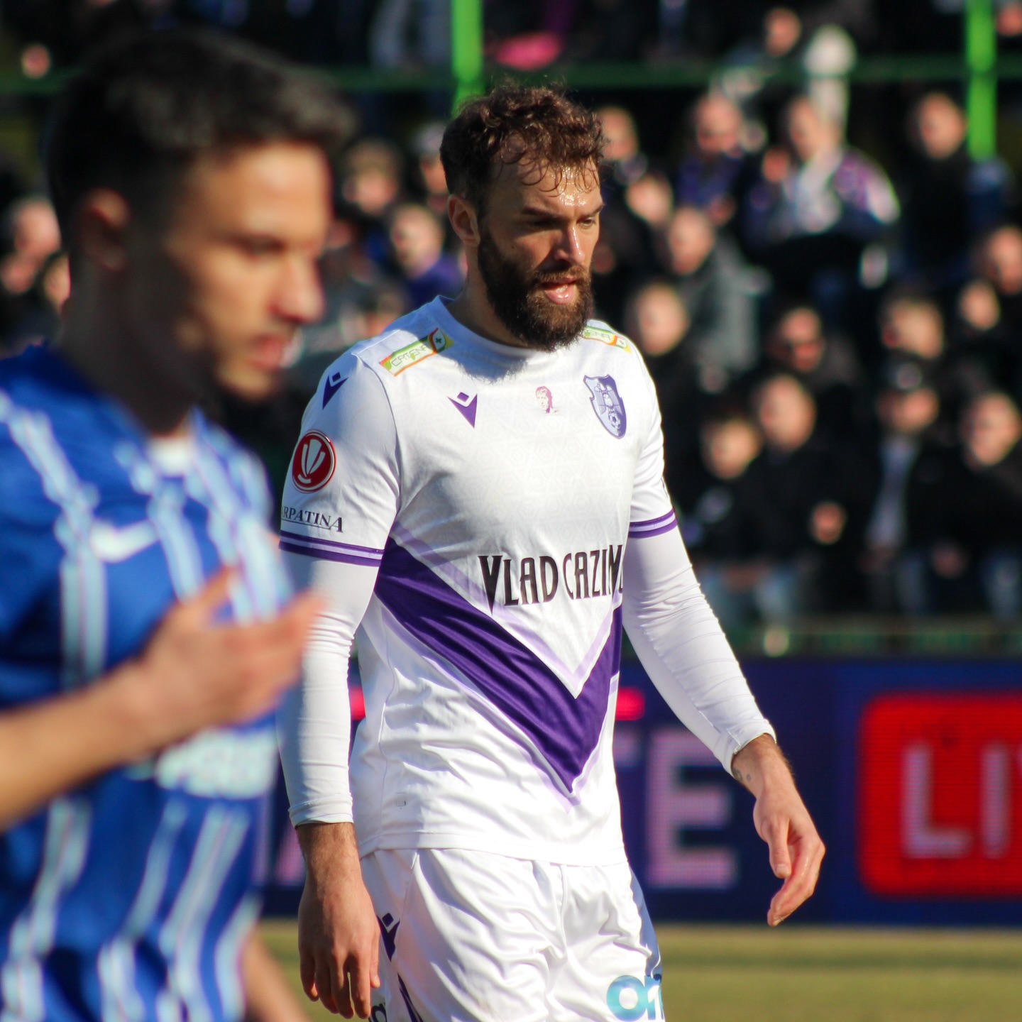 Rober Sierra, mijlocașul spaniol de la FC Argeș: „Ce miracol, suntem buni! Messi e fotbalul! Vreau de la peștișorul fermecat mult calm. Acasă eram pierdut prin munți!”