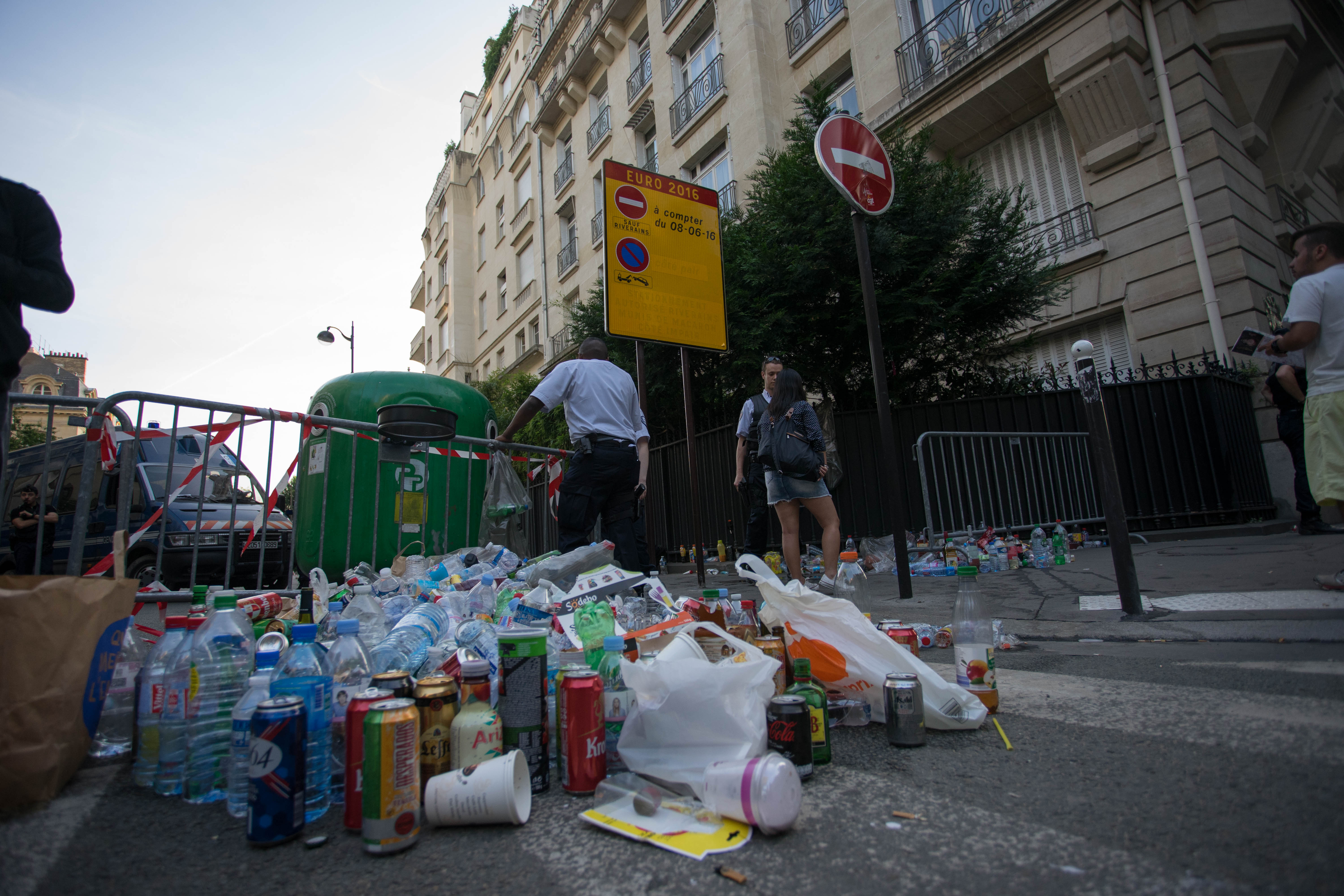 Euro 2016. ”Libertatea” a fost la fan-zonul uriaș din Paris, deschis cu un concert David Guetta, în prezența a zeci de mii de oameni. Securitate strictă / GALERIE FOTO și VIDEO
