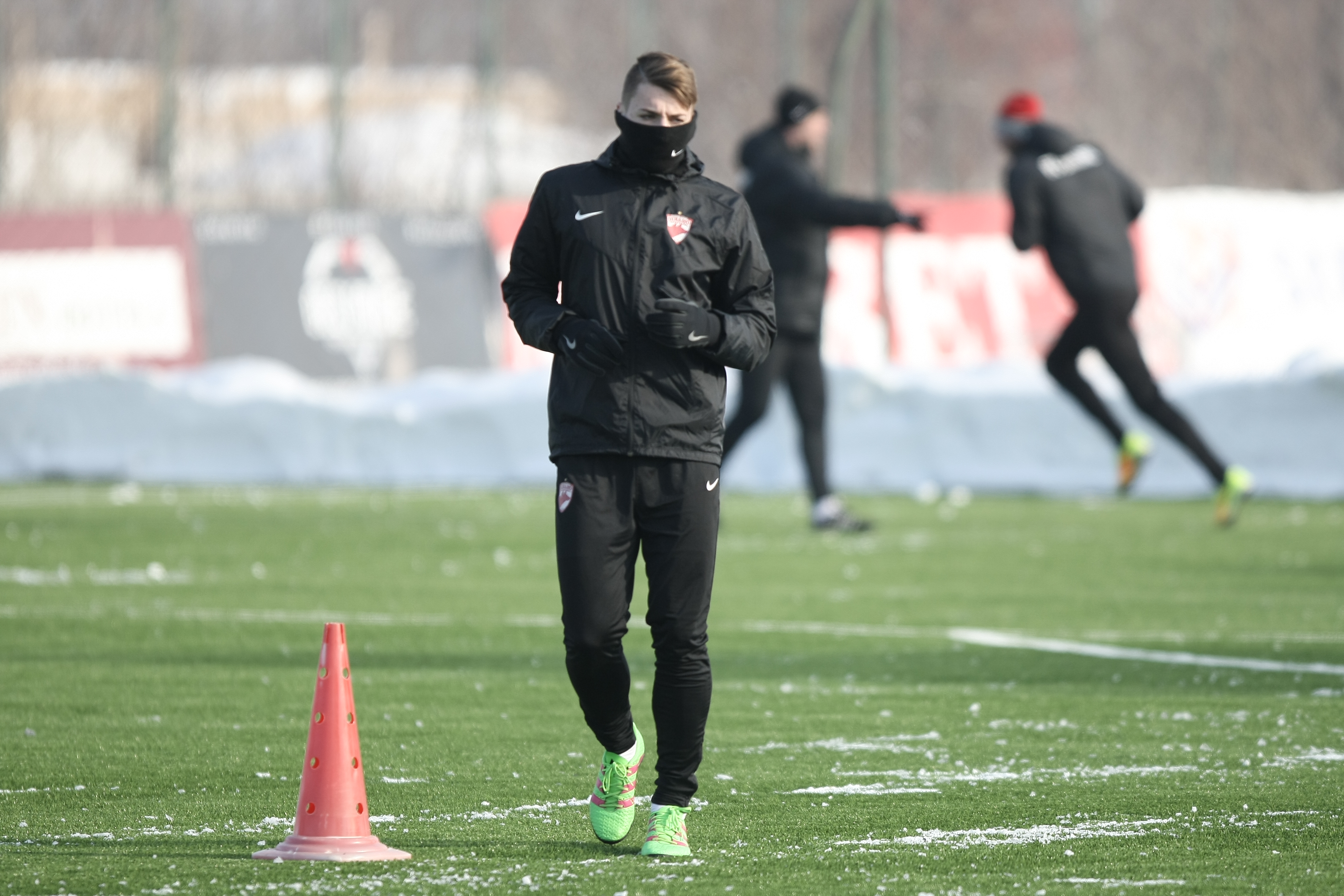Ioan Andone a condus un antrenament la -14 grade Celsius. Portarul Cobrea s-a transferat la FC Botoșani | GALERIE FOTO & VIDEO