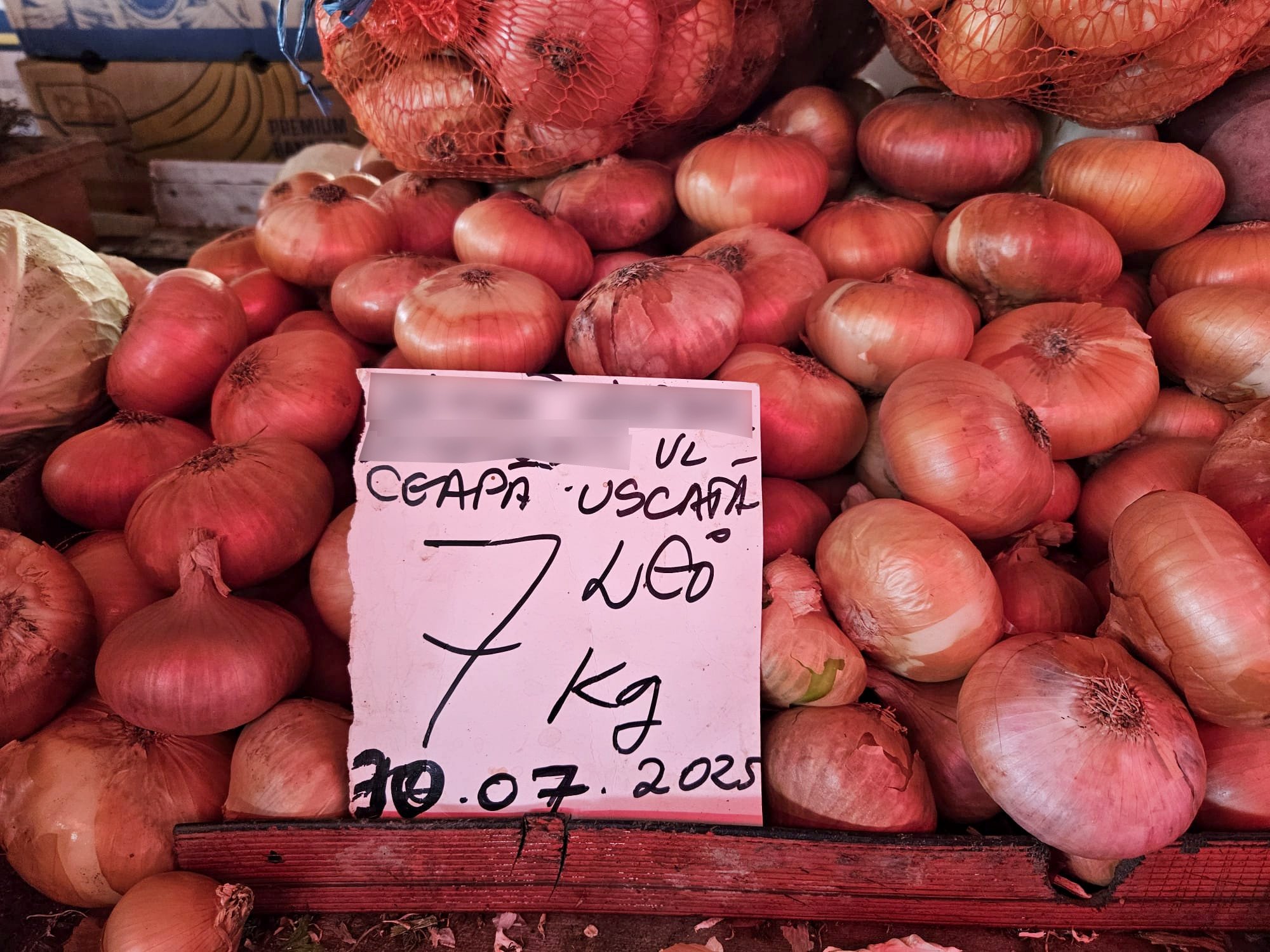 Experiment Libertatea. Cum sunt preţurile la alimente în Bulgaria faţă de România, în pieţe şi la hipermarket. Marile surprize de la raft