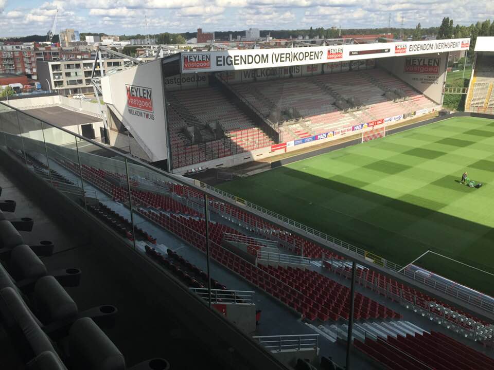 De la Anvers, Loți Boloni face o radiografie aspră asupra fotbalului românesc: ”M-a bucurat eliminarea CFR-ului! Prostia se plătește”. Oferta de la FCSB, cine a fost cel mai bun manager din fotbal și cum putem renaște: ”Muncă, nu lăbărie!”