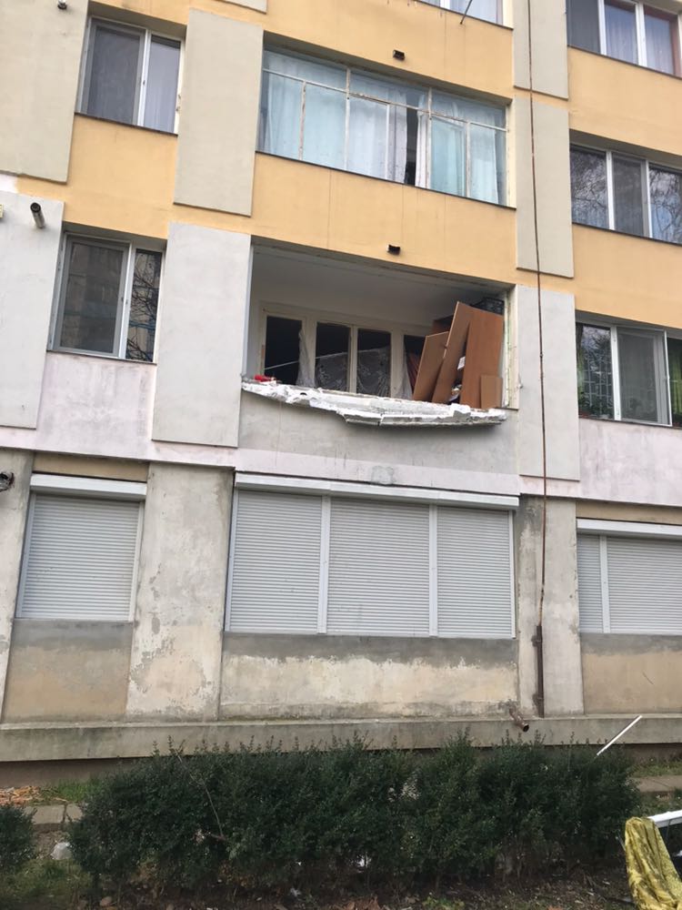UPDATE: Explozie în Onești. Două persoane, la spital cu arsuri grave| FOTO