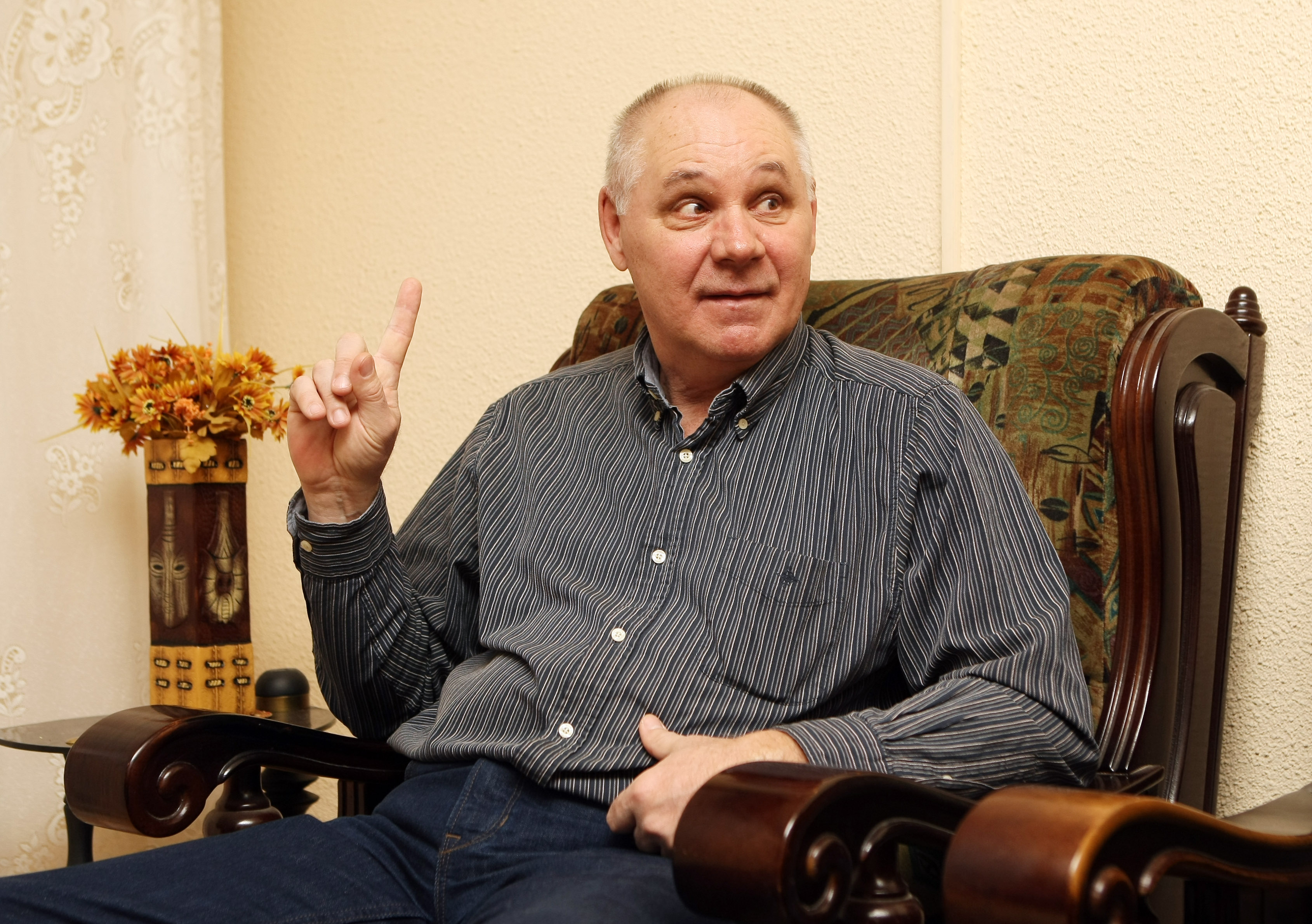 Fotbalistul Stelei, Adrian Ionescu: ”Steaua adevărată e cea care joacă acum!”. Cine dribla mai bine decât Messi și azi ar fi costat 120.000.000 de euro!” | VIDEO