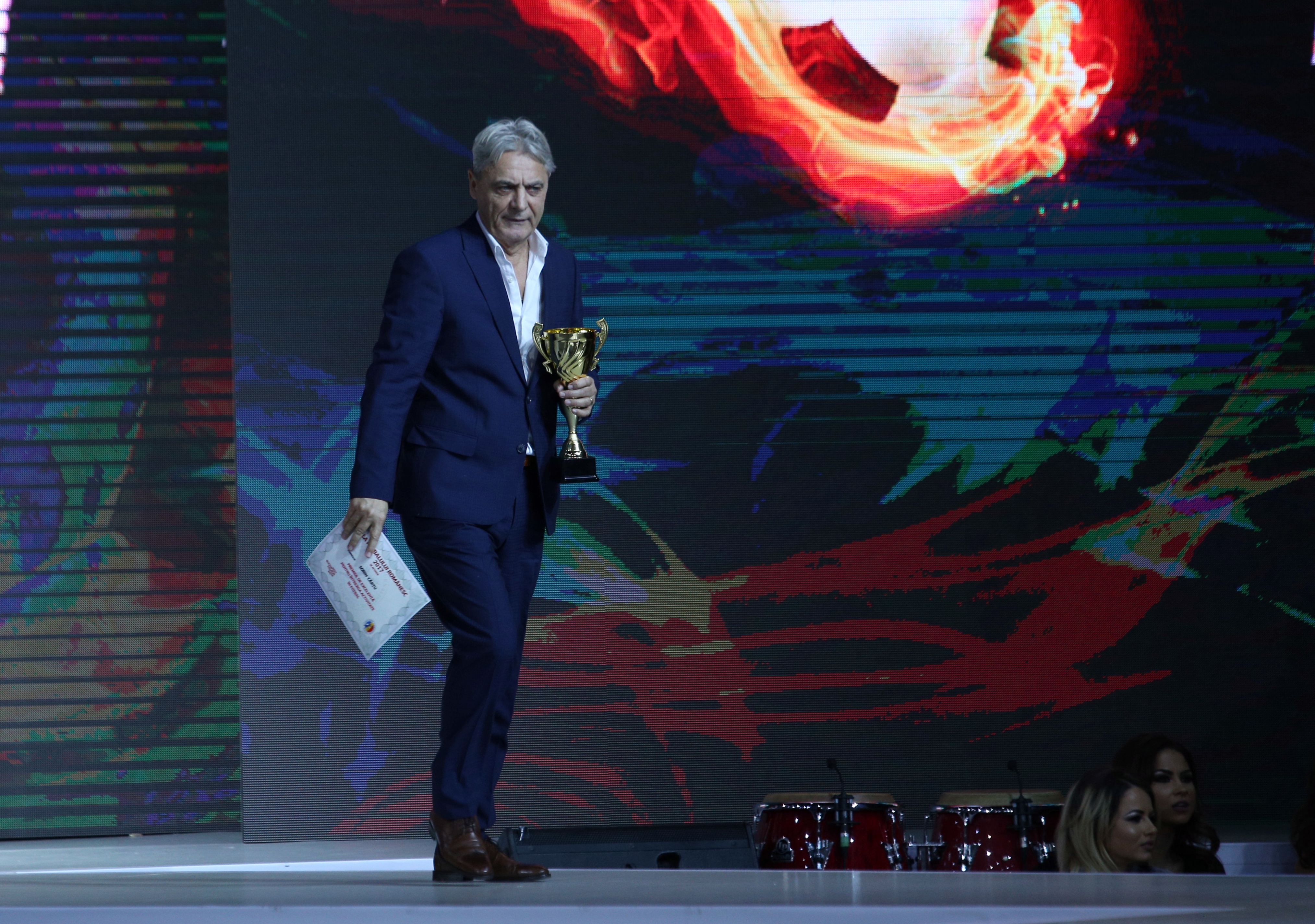 Gala Fotbalului Românesc 2017. Budescu, jucătorul anului. Hagi - antrenorul anului! Toate premiile acordate | FOTO&VIDEO