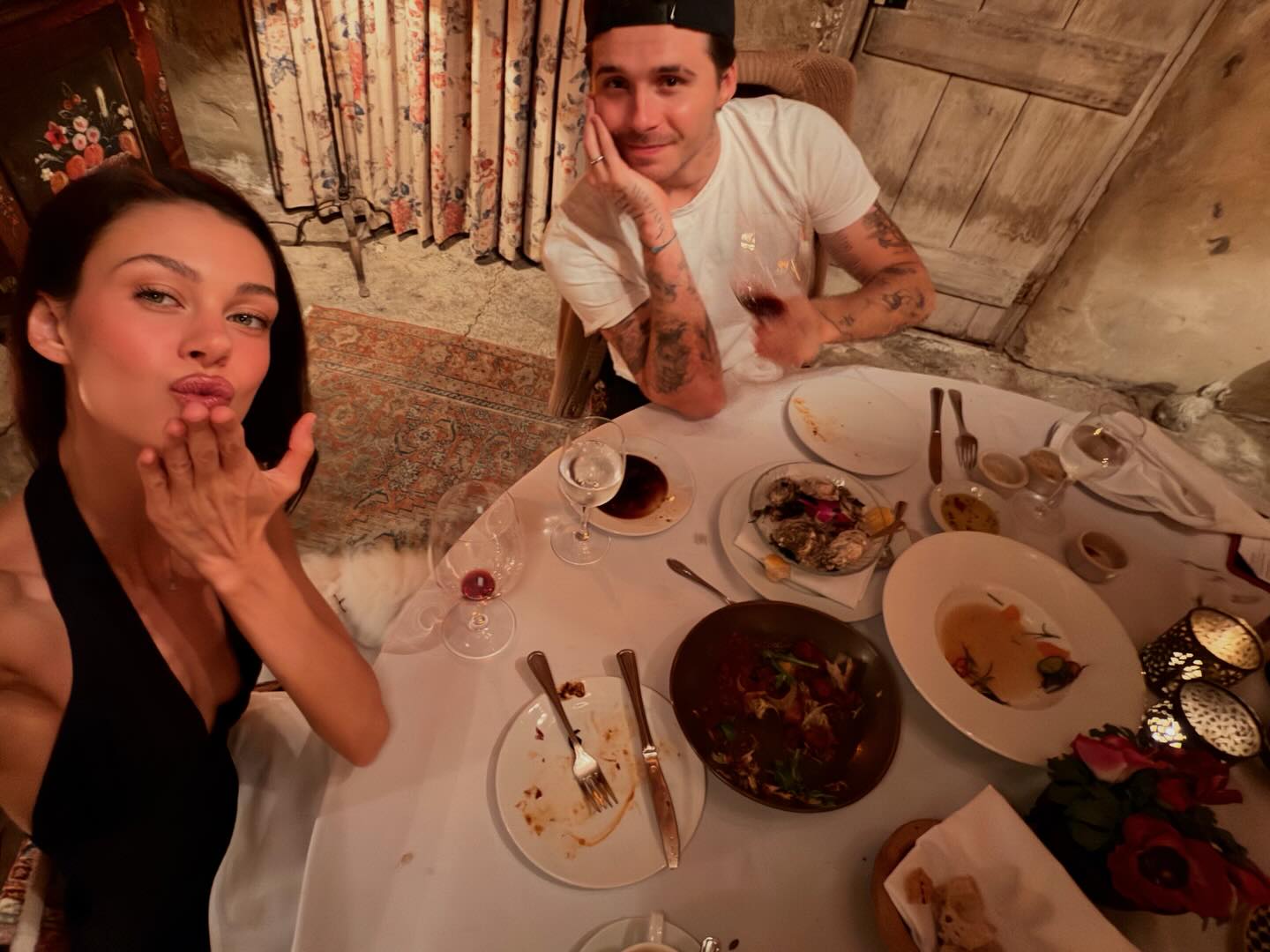 Brooklyn Beckham a pozat-o pe soția Nicola Peltz în dormitor, după scandalul cu familia lui. Ce a vrut să transmită