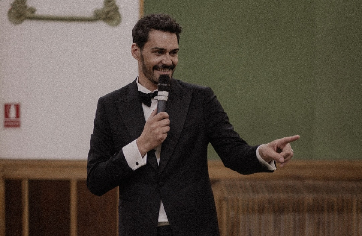 Cine e George Burcea, actorul care candidează la Primăria Capitalei din partea POT. A fost căsătorit cu Andreea Bălan