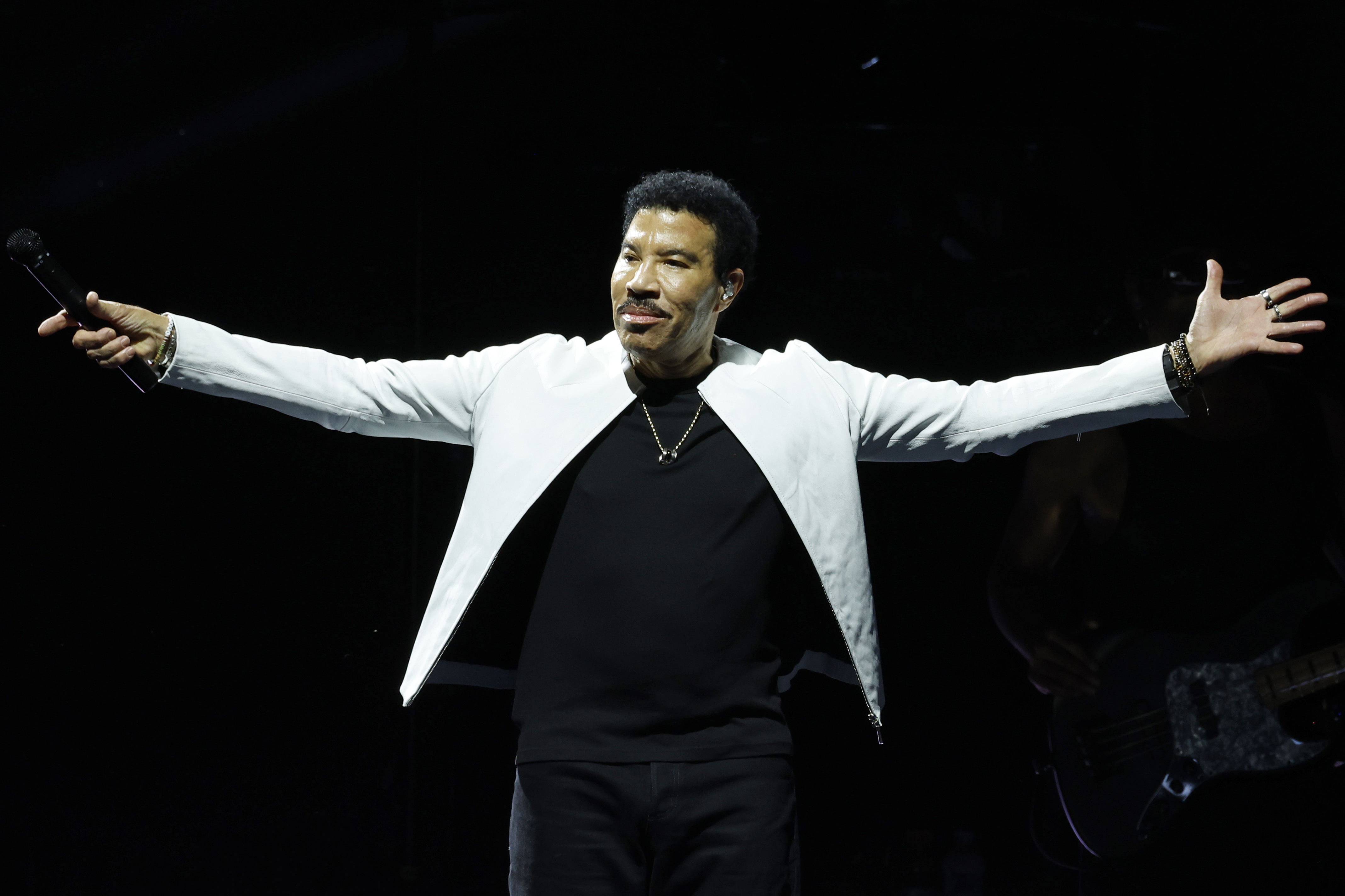 Lionel Richie, internat la Terapie Intensivă după concertul din St. Louis. Ce s-a întâmplat în timpul spectacolului