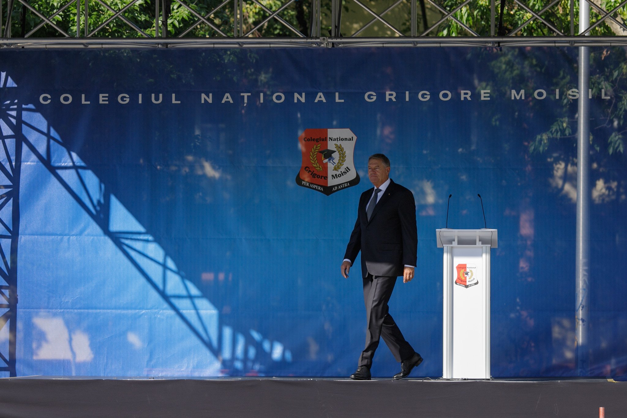 Klaus Iohannis, discurs la început de an școlar: „Contează mai puțin nota și mai mult dezvoltarea copilului”