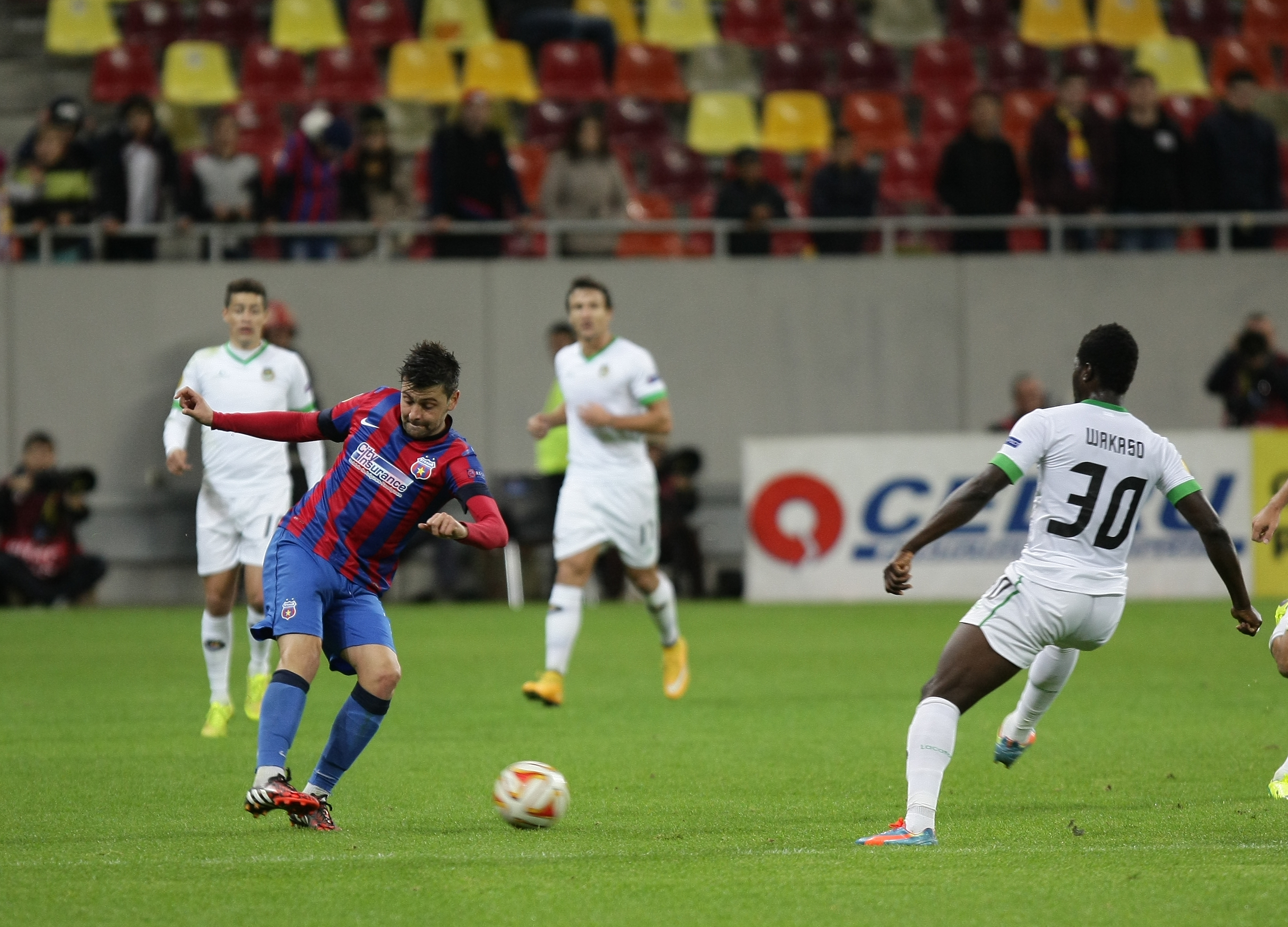 VIDEO&FOTO / LIGA EUROPA: Steaua - Rio Ave 2-1. A decis Raul Rusescu