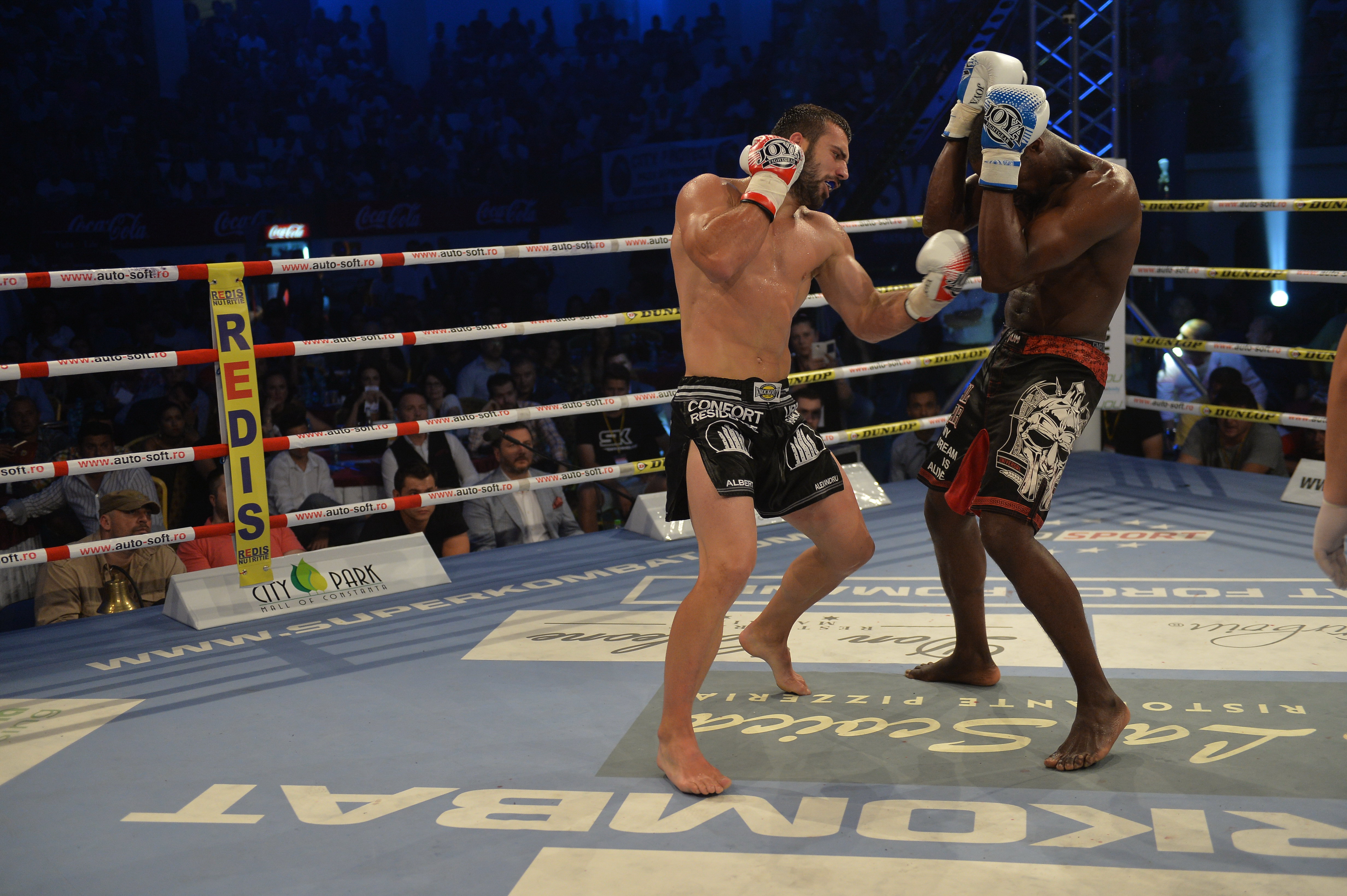 SUPERKOMBAT CONSTANȚA: Cătălin Moroșanu l-a distrus pe gigantul de 2,07 metri / REZULTATE & GALERIE FOTO & VIDEO