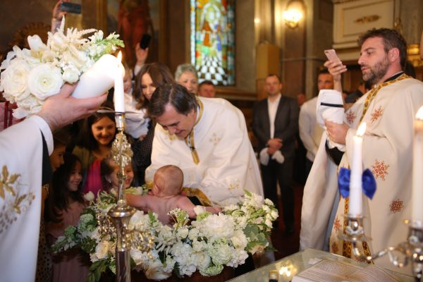Imagini emoționante de la botezul băiețelului Adelei Popescu