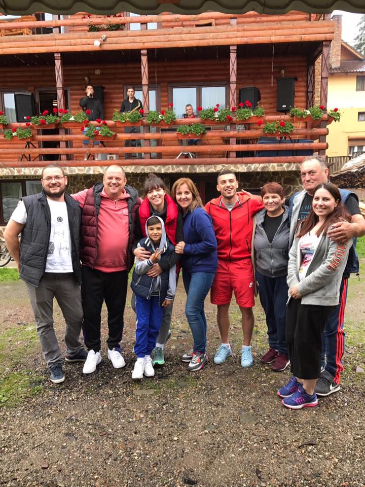 Nicolae Stanciu și-a petrecut vacanța de vară cu familia, iubita și cu viitorii socri | GALERIE FOTO