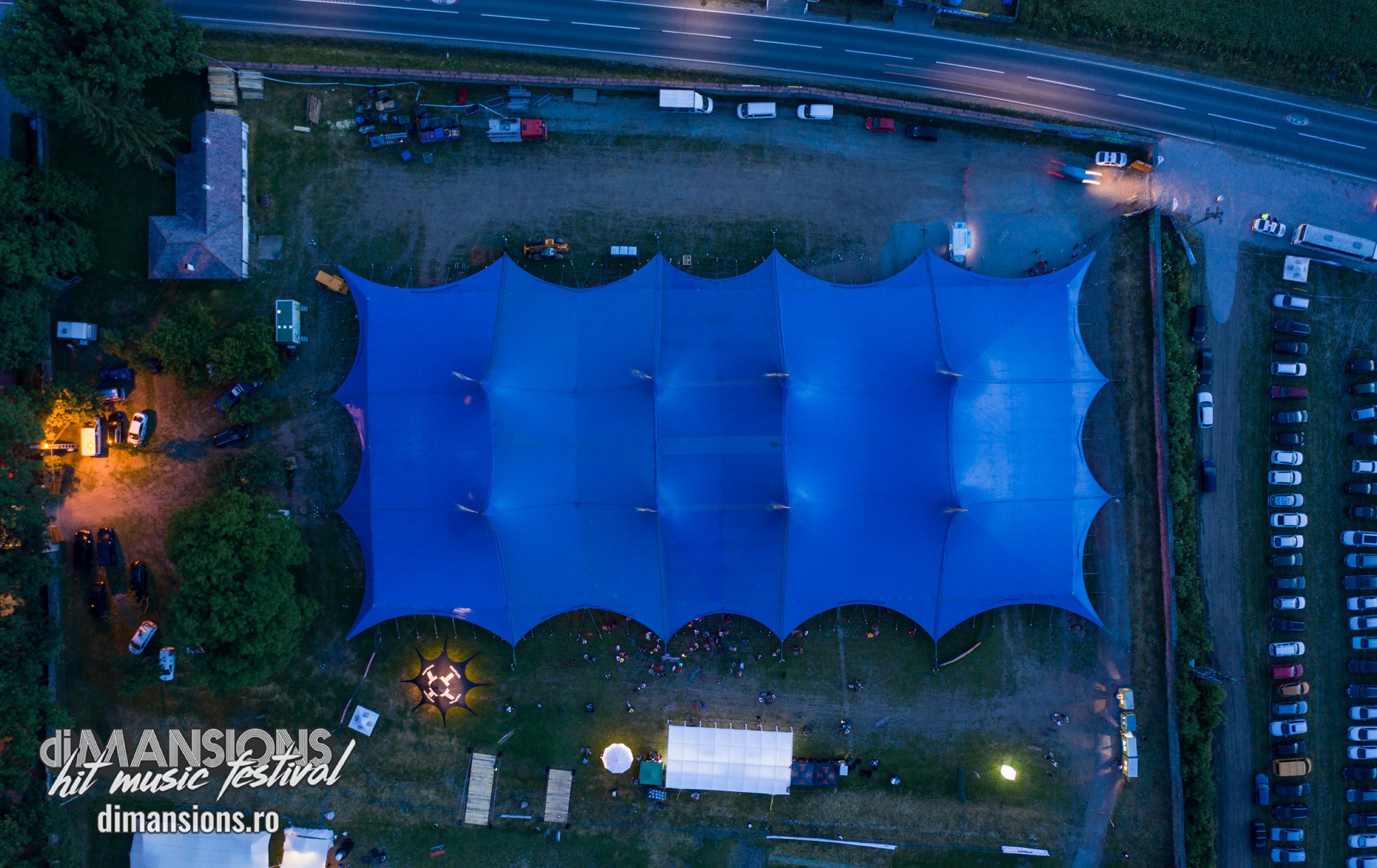 FOTO&VIDEO | La festivalul de la Olteni, Dr. Alban și Snap i-au făcut pe fani să-și rupă hainele de pe ei, Leo Iorga și Compact B i-au emoționat până la lacrimi!