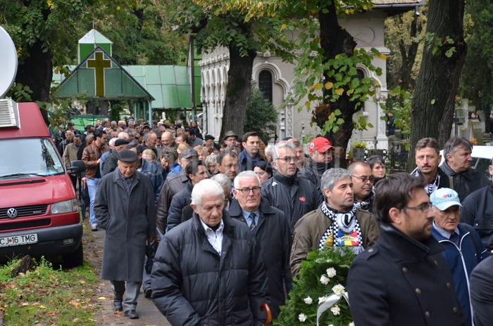DOLIU. Neşu senior a fost înmormântat: "A avut un moment de cădere"