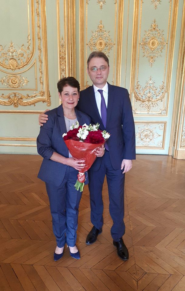Cum arată azi Kati Szabo, una dintre cele mai mari gimnaste ale României. În vizită la Ambasada României în Franța | FOTO