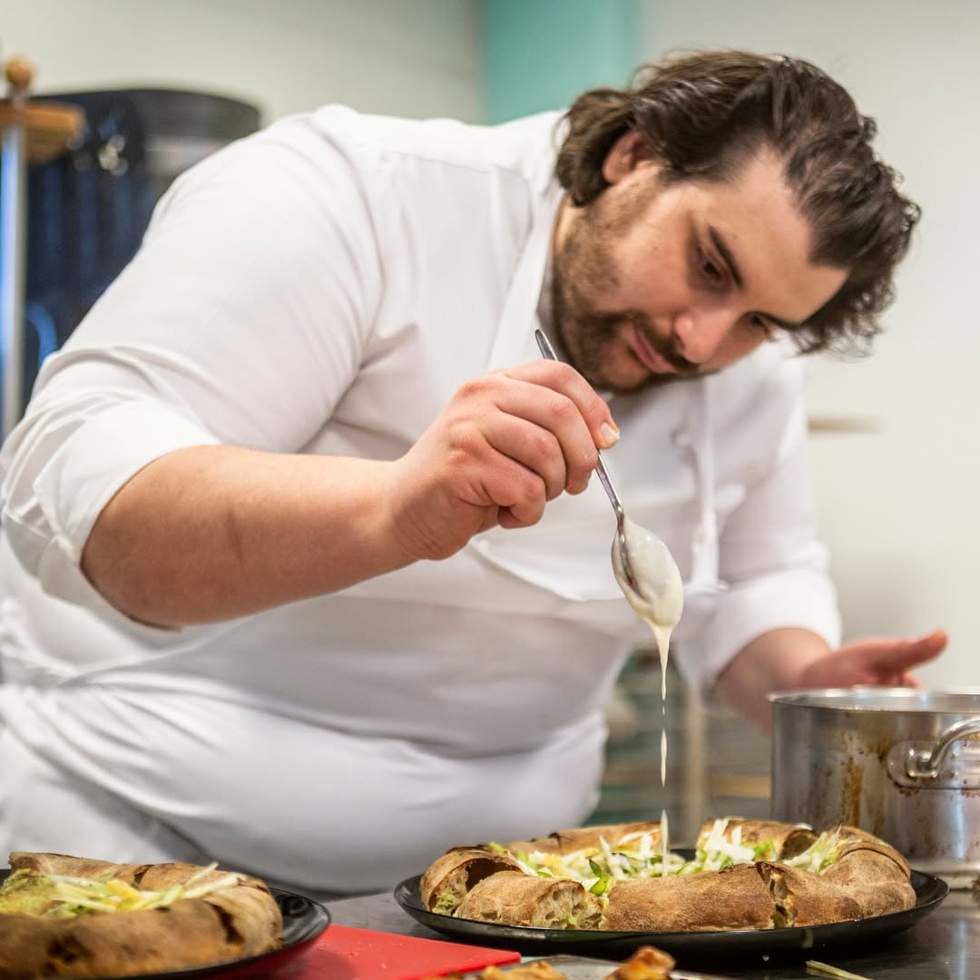 Dieta cu care Chef Matteo Grandi a slăbit 90 de kilograme în opt luni. Ce alimente a eliminat din meniul său zilnic