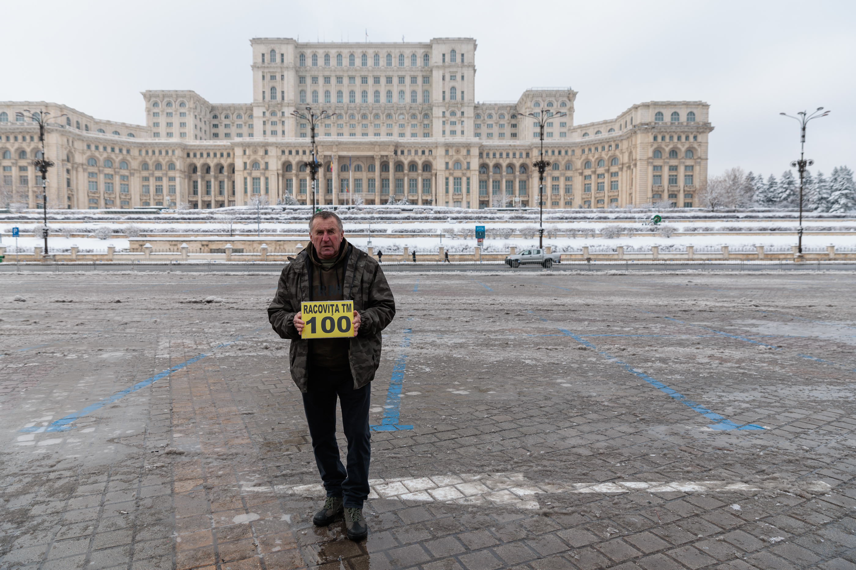 REPORTAJ. Ce nu s-a văzut la TV de la adevăratul protest al transportatorilor și fermierilor: „Ne învățăm copiii să plece în altă parte. Nu putem să-i condamnăm la sărăcie”