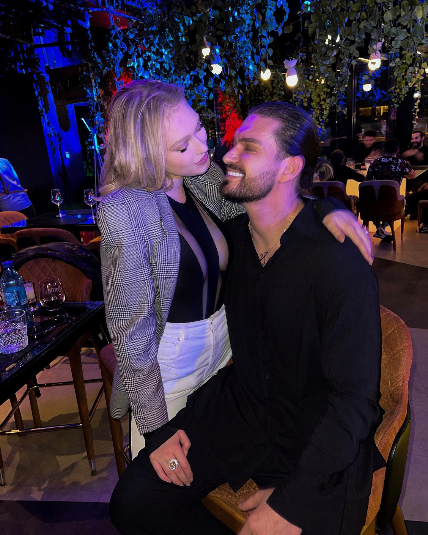 Bogdan Vlădău o lasă pe Gina Chirilă să îl înșele cu un bărbat celebru: „Crește cota familiei”. Andrew Tate i-a făcut avansuri soției lui