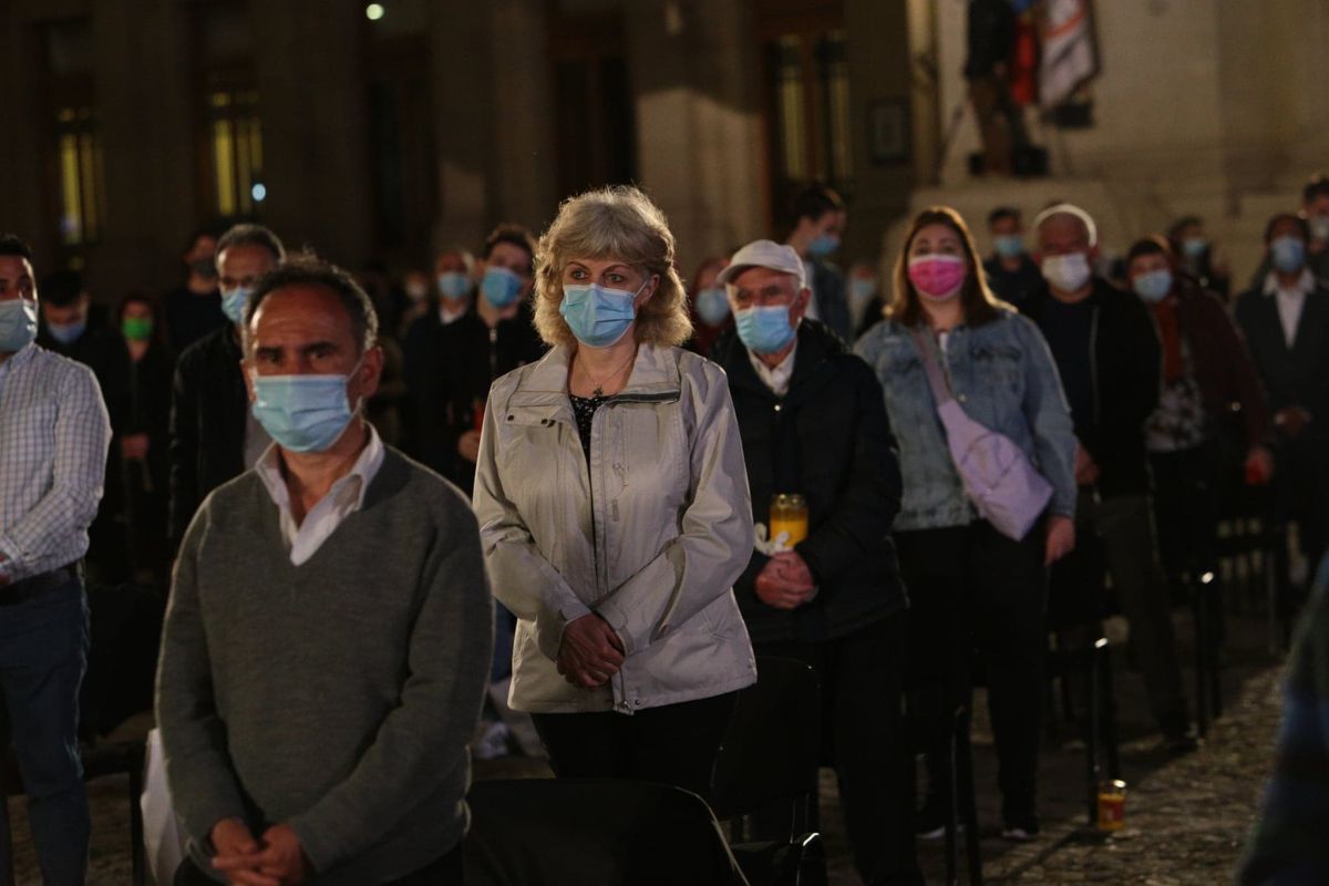 Cum a arătat Patriarhia în noaptea Învierii. 500 de oameni au asistat la slujbă din curte
