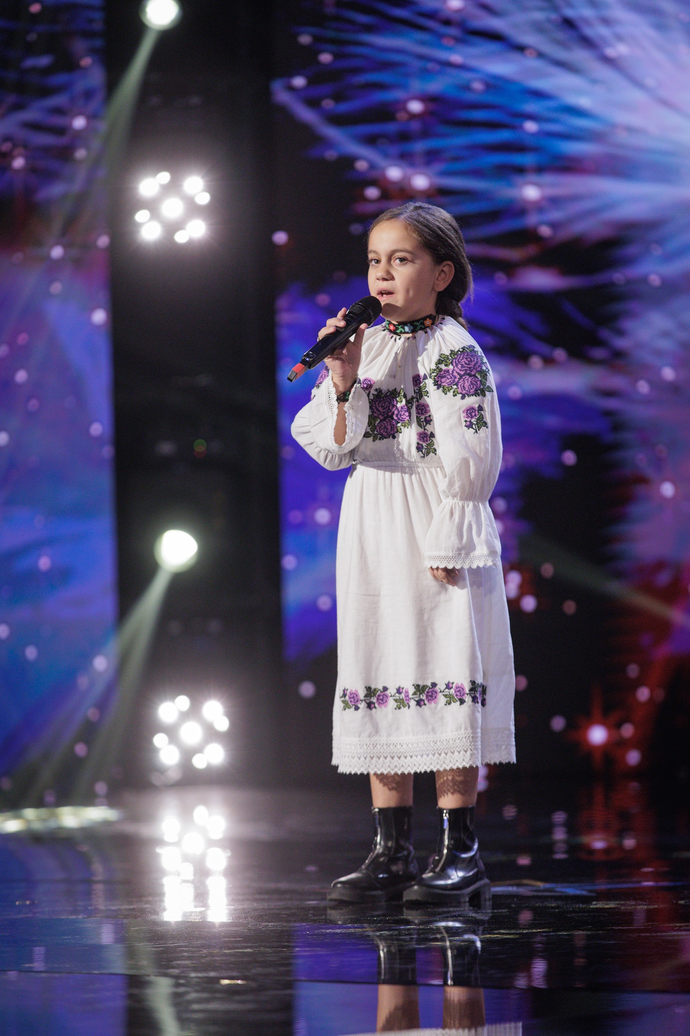 Cine e Sara Hanț, care a primit Golden Buzz la „Românii au talent” 2025. „La naștere eram pur și simplu moartă! La a patra resuscitare, am înviat”