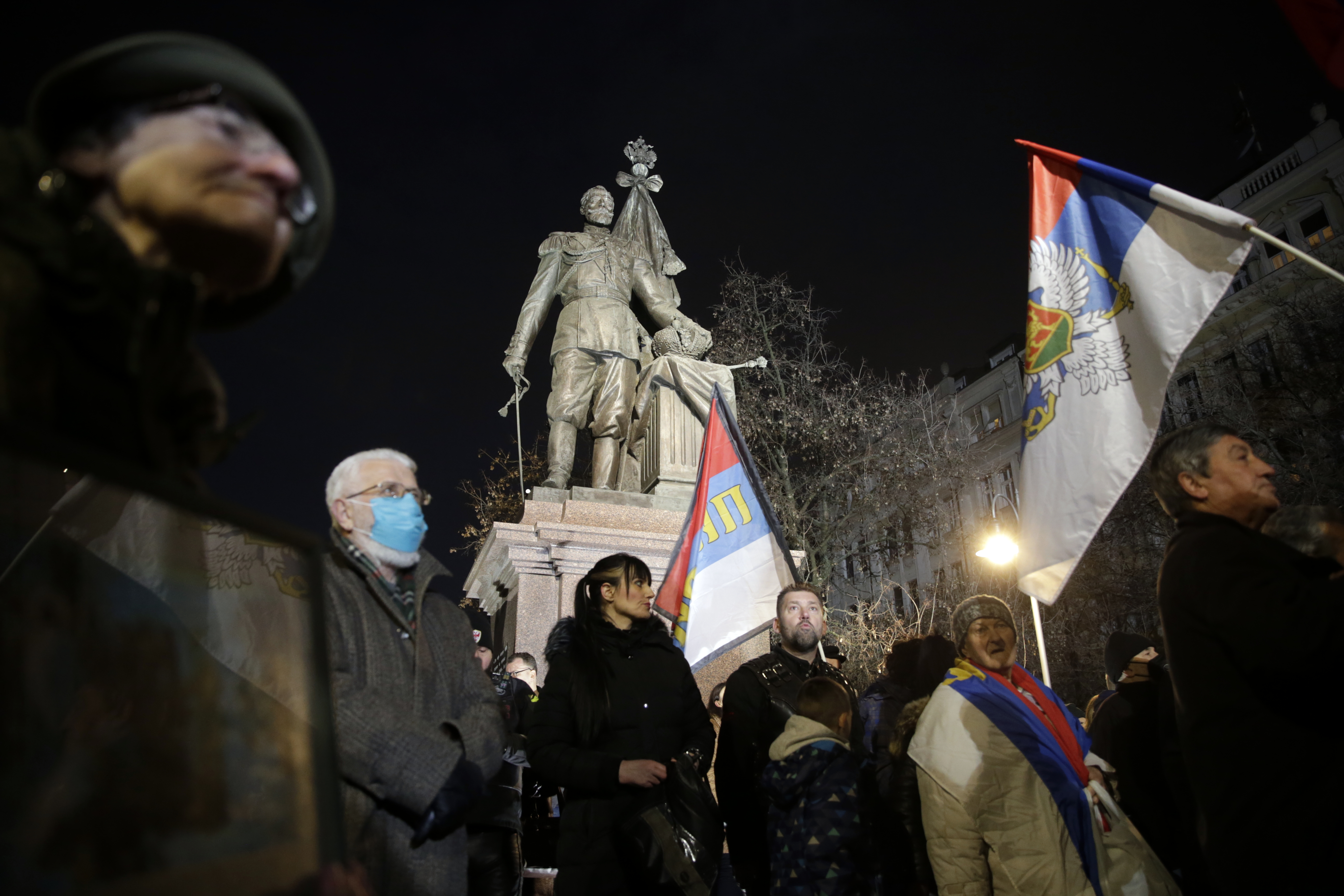 Protest în favoarea războiului lui Putin, în Belgrad. Mii de sârbi proruși au ieșit aseară în stradă