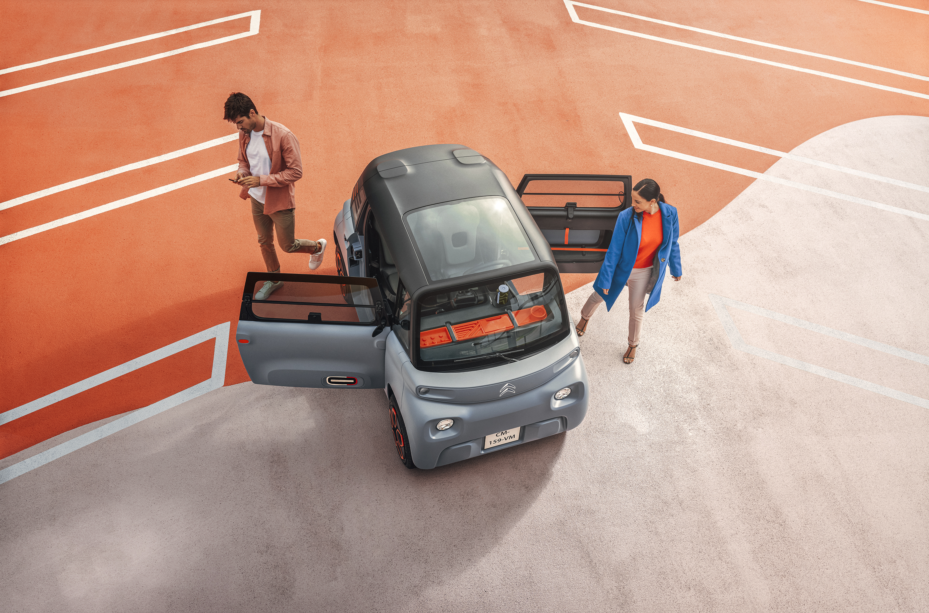 VIDEO/FOTO | Francezii au lansat cel mai ieftin automobil electric din Europa. Costă 6.000 de euro, are o autonomie de 70 km și poate fi condus fără permis
