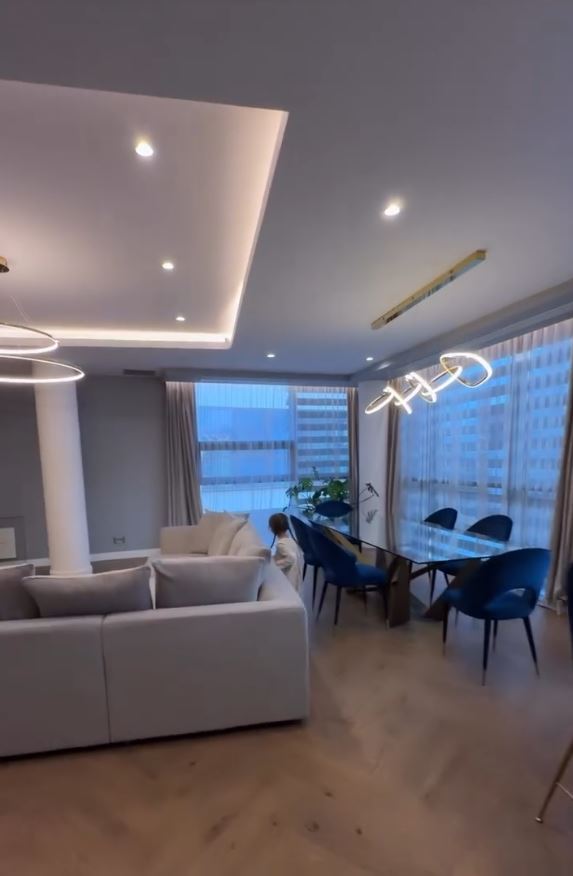 Imagini din apartamentul în care s-a mutat Andreea Popescu după divorțul de Rareș Cojoc: „Sunt în proces de adaptare”