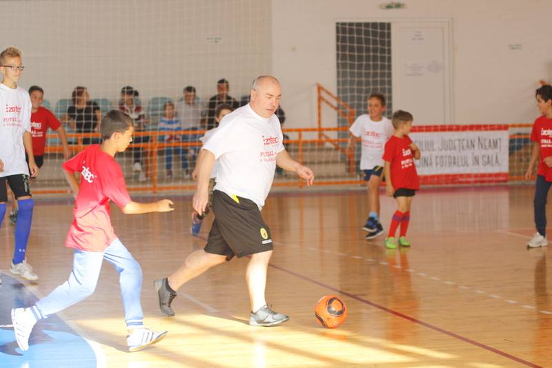 Axinia și Lefter au jucat ”Fotbal pentru o viață mai bună” / GALERIE FOTO