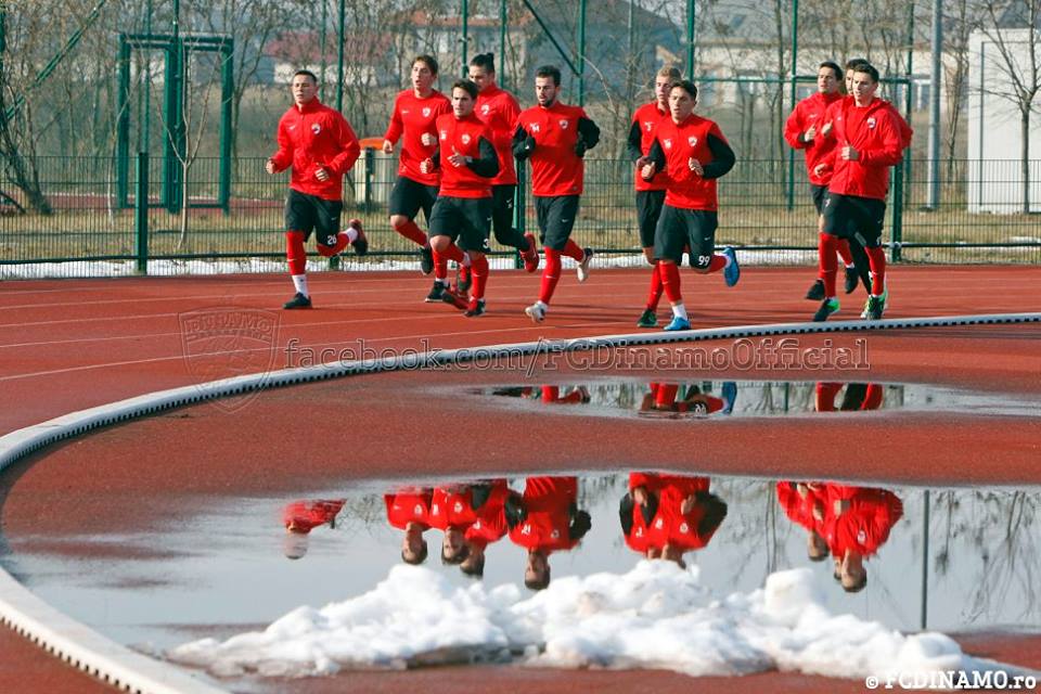 Dinamo s-a reunit la Izvorani! Antrenorul Mircea Rednic are la dispoziție cinci portari! Au absentat Gnohere și Essombe / GALERIE FOTO