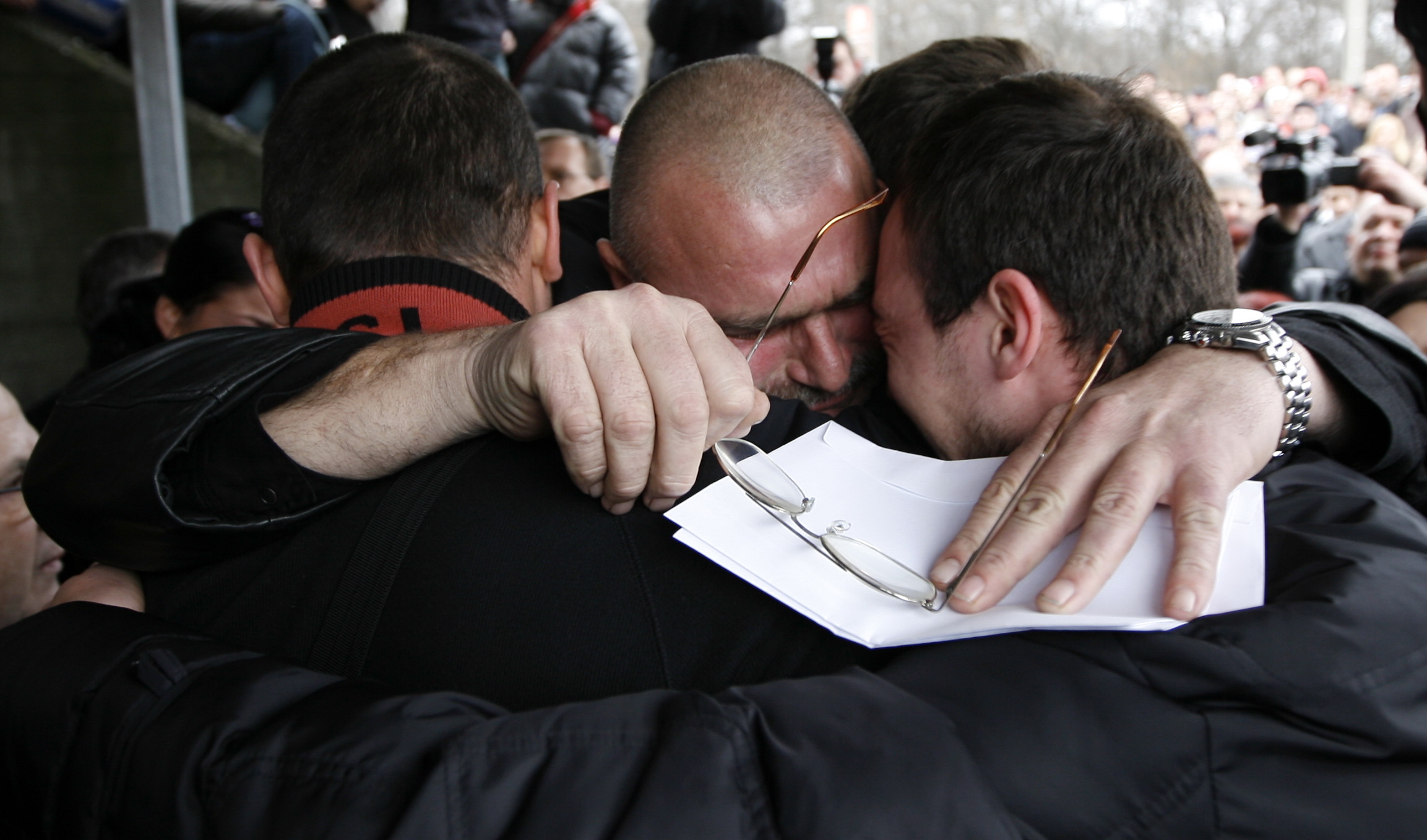 Claudia, afirmații-șoc la 6 ani de la tragedia fostul ei iubit: ^”Tinereţea e imprudentă şi dragostea de la 20 de ani e frugală. Iubirea e ca vinul, cu cât vine mai târziu, cu atât e mai preţioasă şi mai intensă”