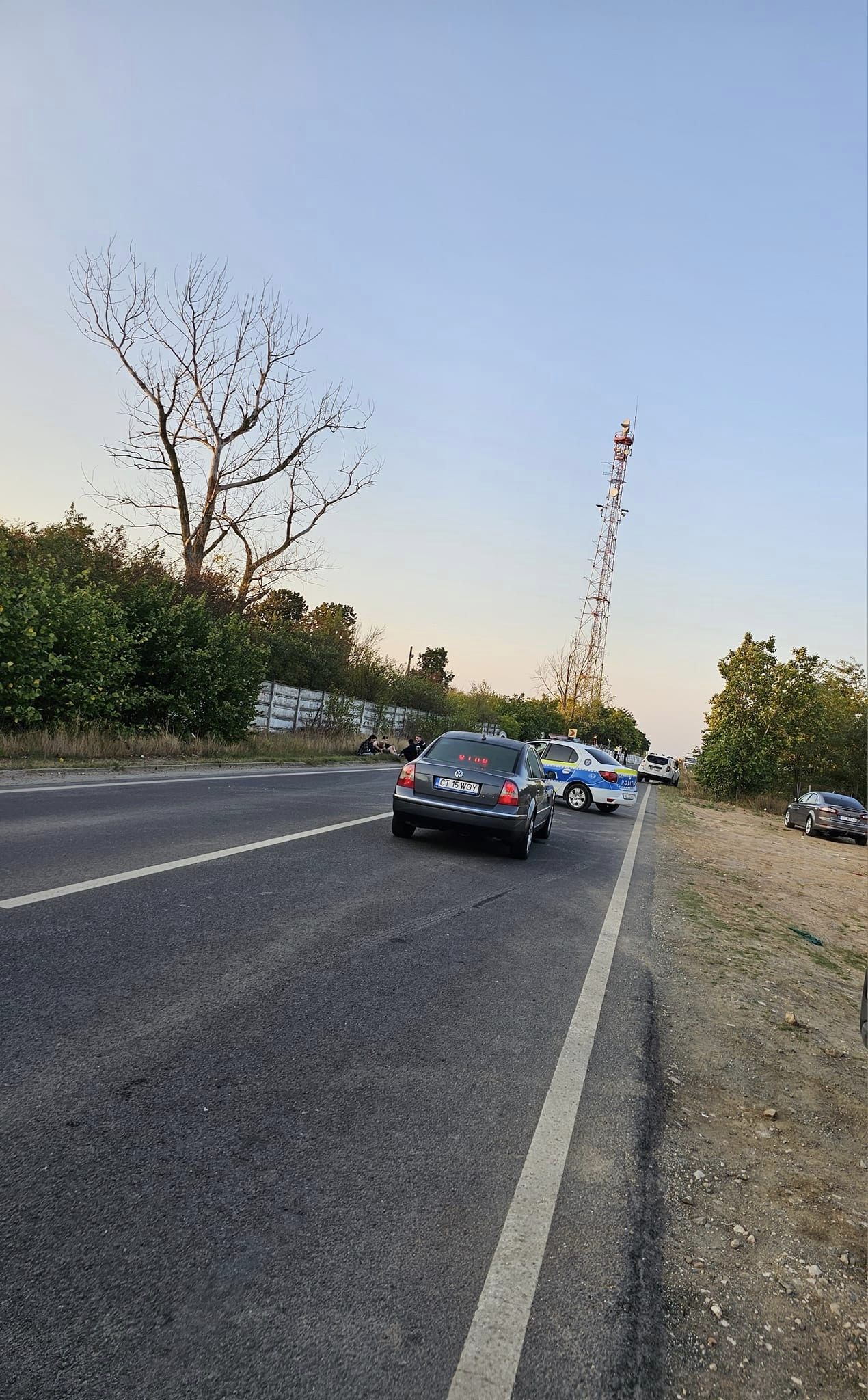 O mașină a intrat într-un grup de pietoni în localitatea 2 Mai. Doi tineri au murit. Șoferul a fost depistat pozitiv la droguri
