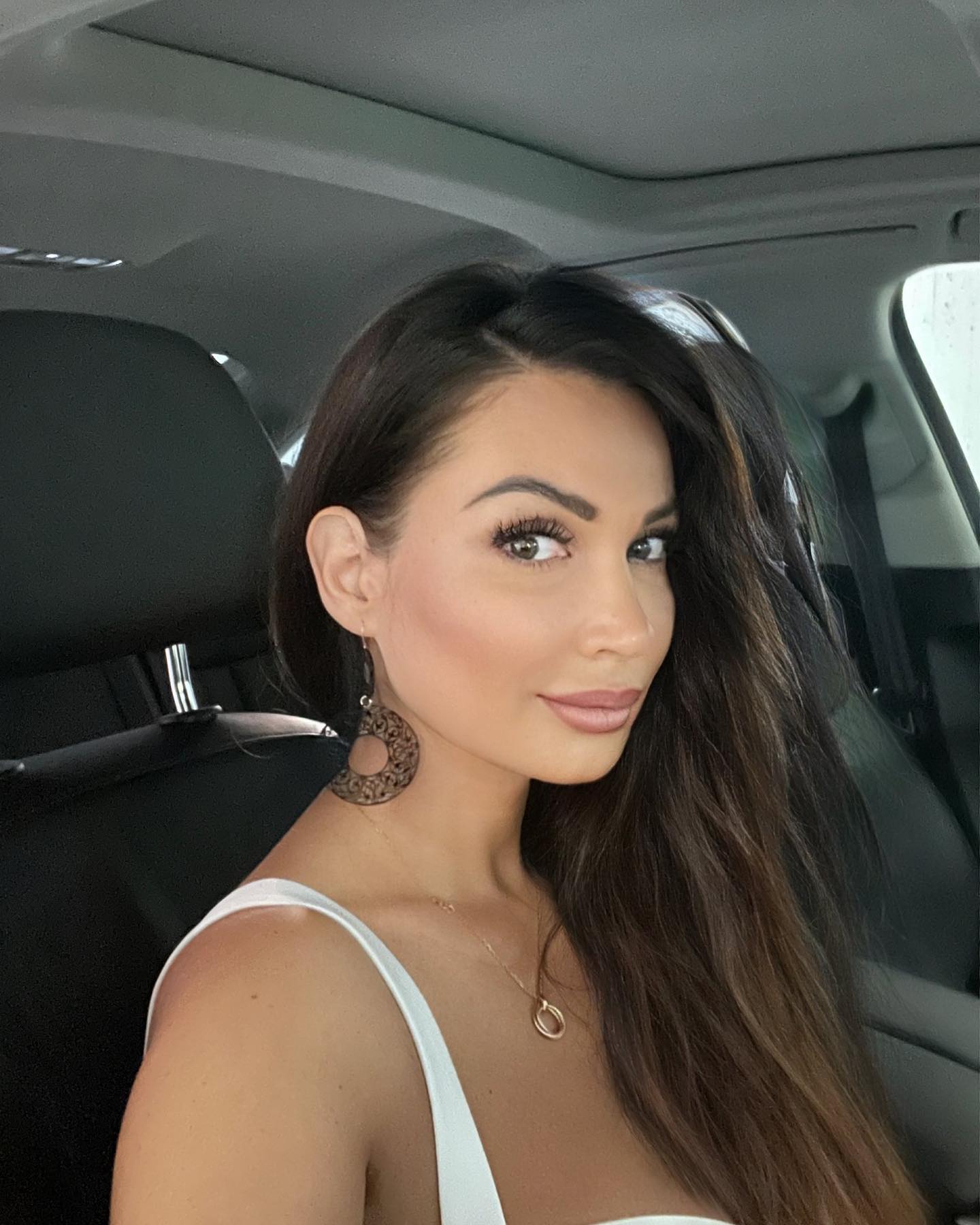 Nicoleta Luciu își face tratamente de sute de euro: „După cinci ședințe, întinerești între 5-10 ani”. Și-a reluat cariera de model la 42 de ani