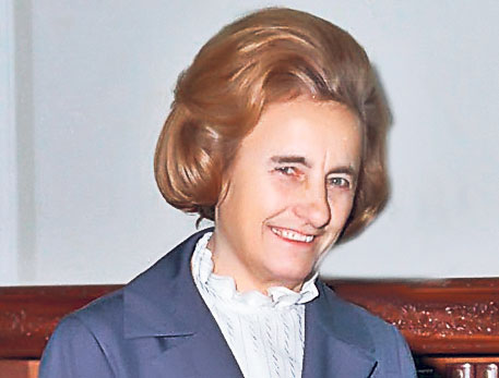 Nadia Comăneci și Elena Ceaușescu