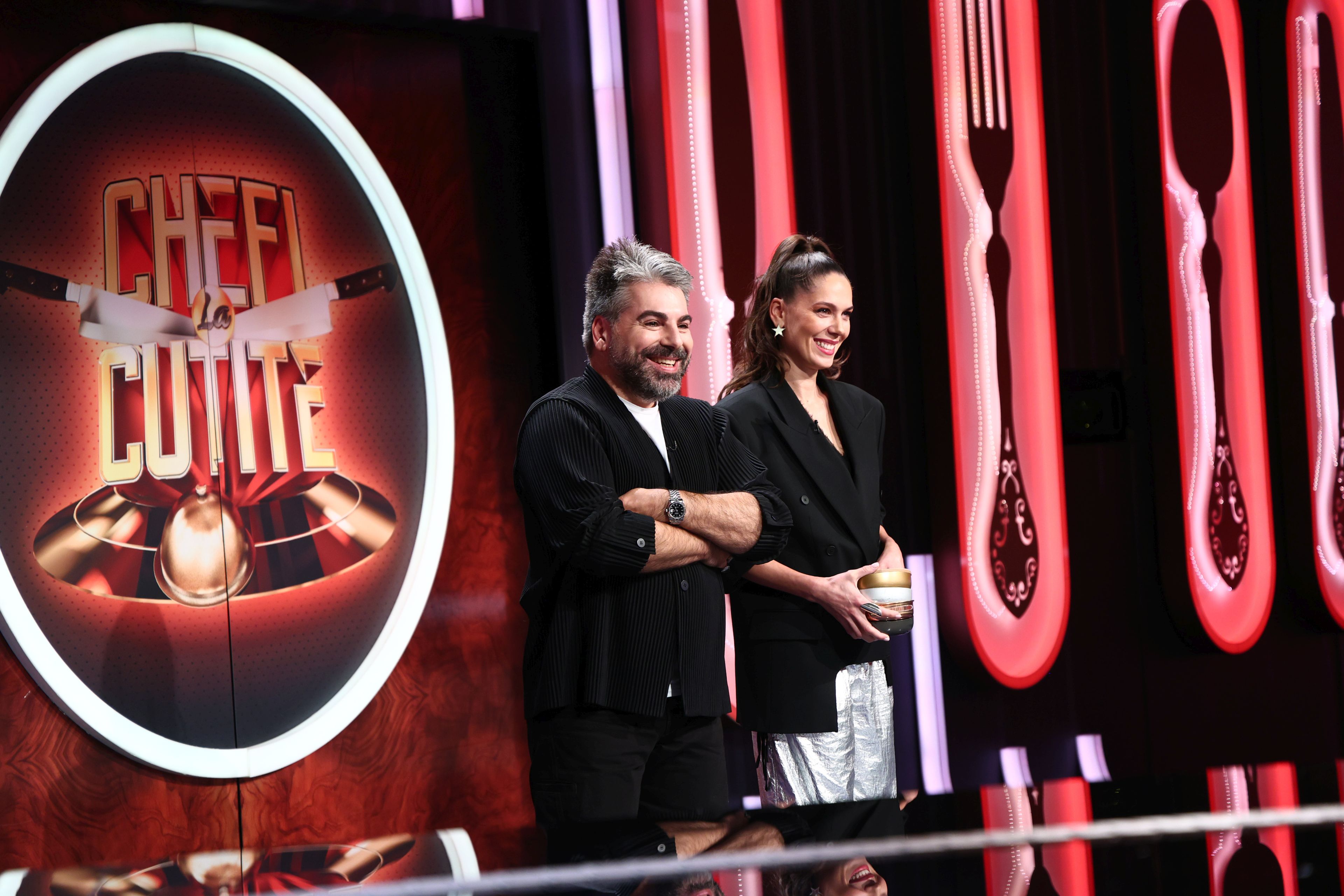 Chef Orlando Zaharia a obținut astfel prima victorie la amuletă din acest sezon „Chefi la cuțite”. Cine i-a pus în dificultate pe jurați