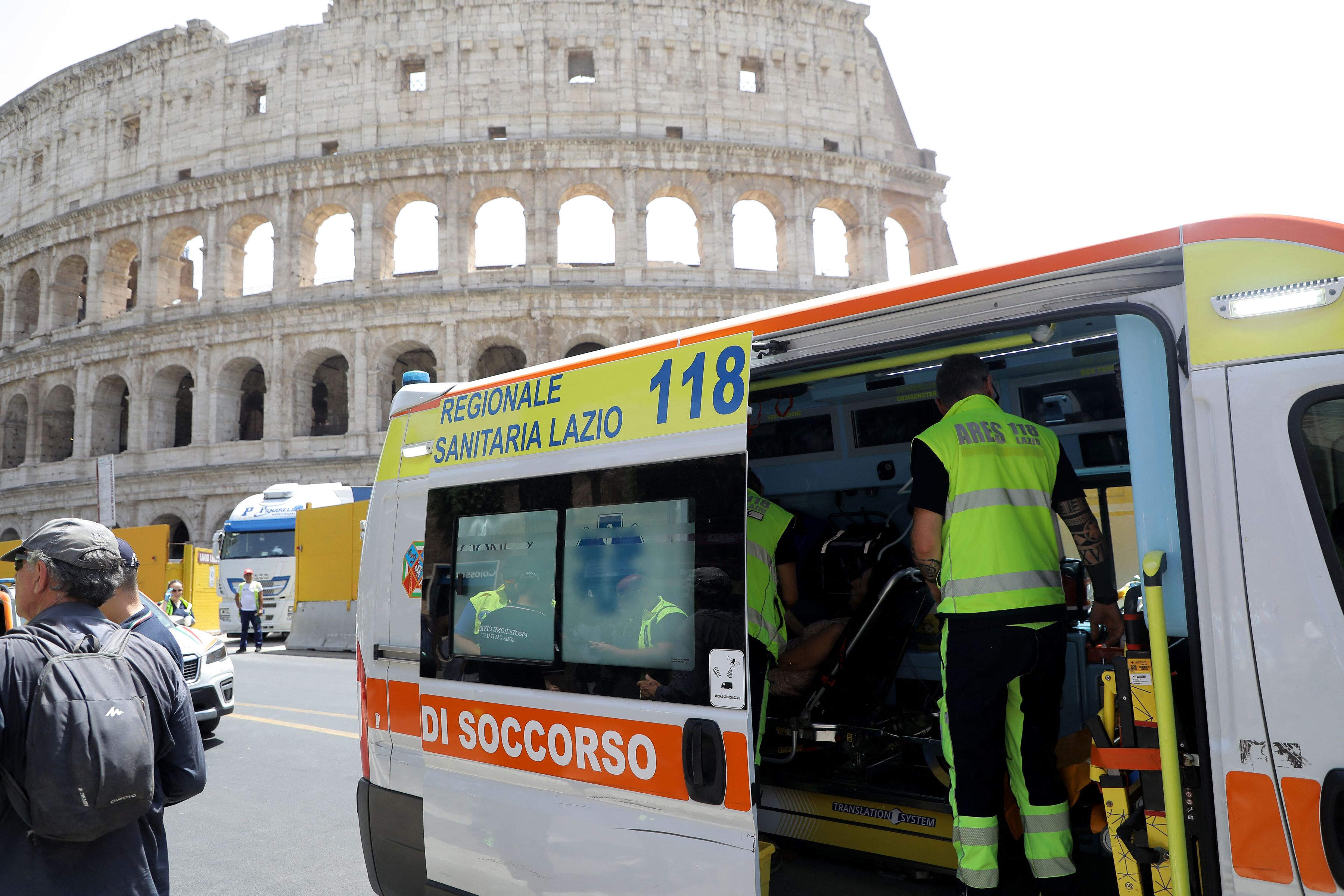 Aproape toate orașele mari din Italia, sub cod roșu din cauza caniculei. Temperaturile se apropie de 47 de grade